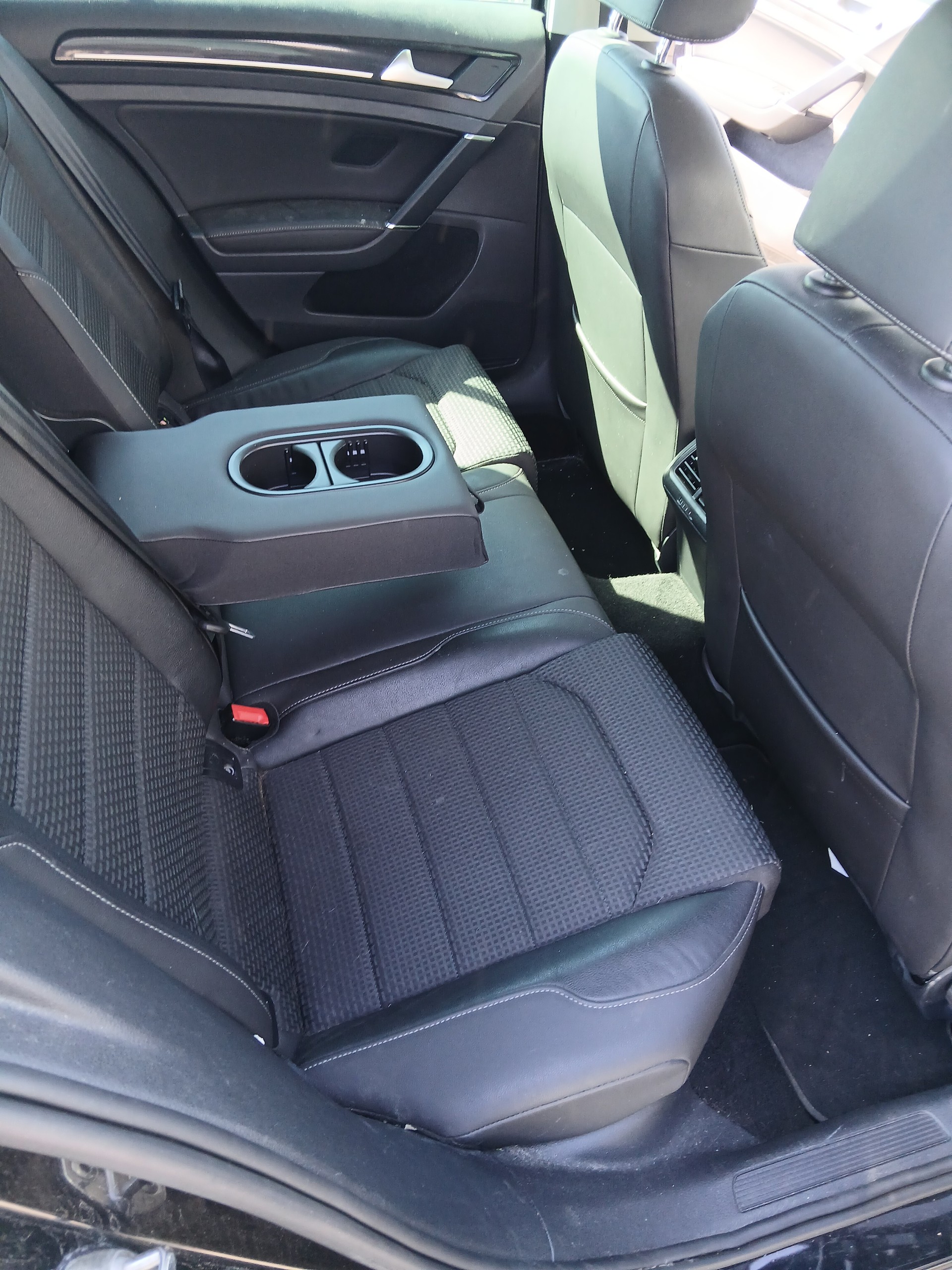 VW Golf 1.4 TSI Highline DSG-image-8