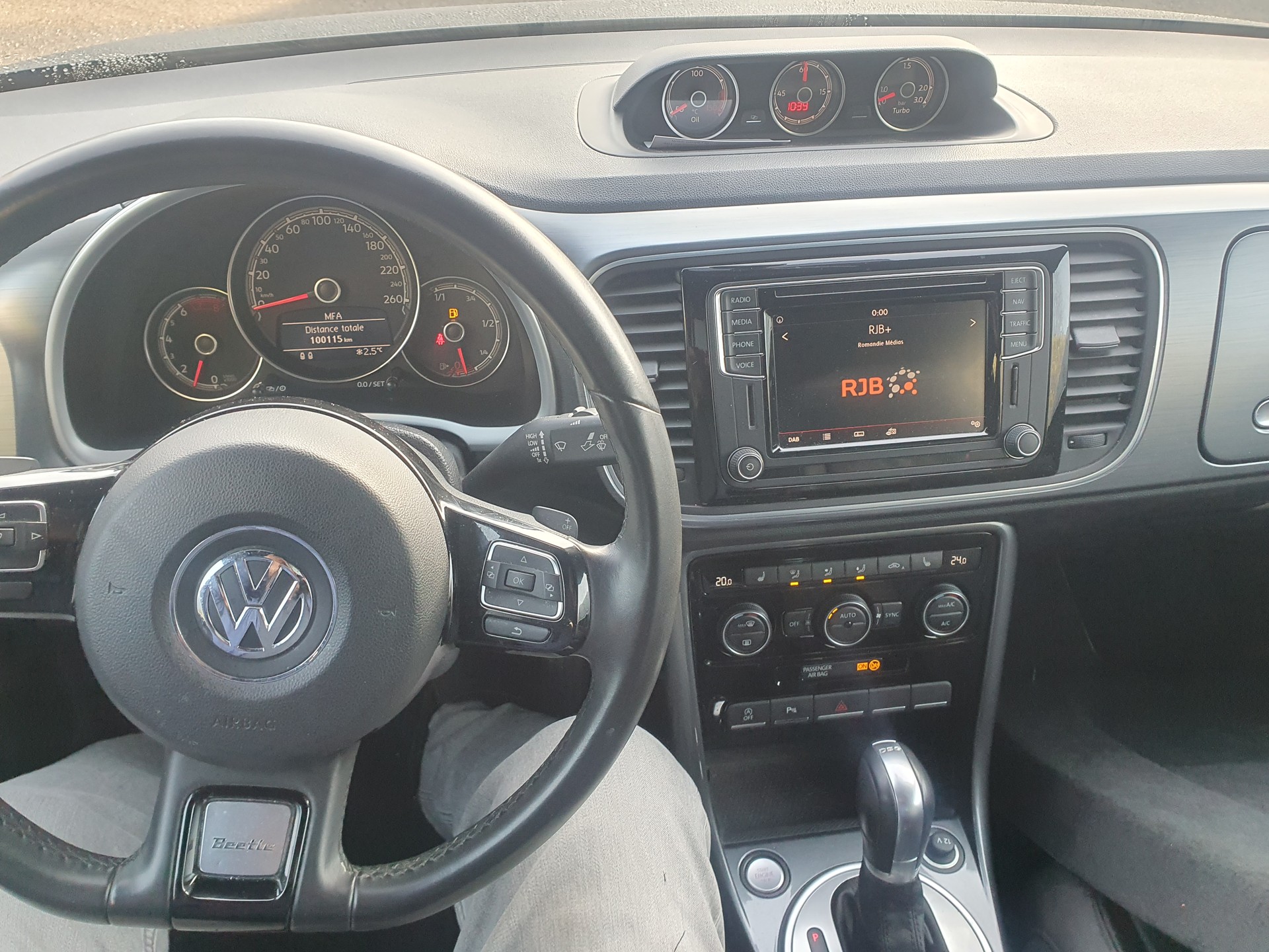 VW Beetle 1.2 TSI BMT Sound DSG-image-8