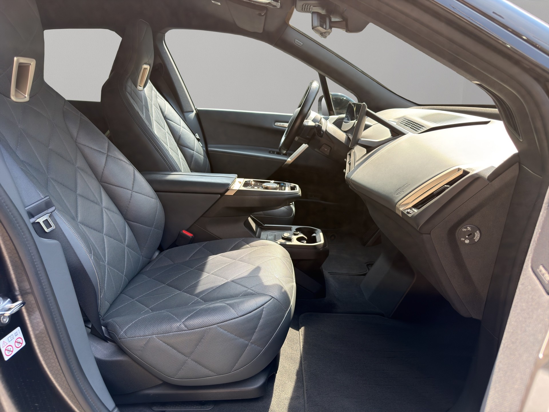 BMW iX xDrive40-image-20