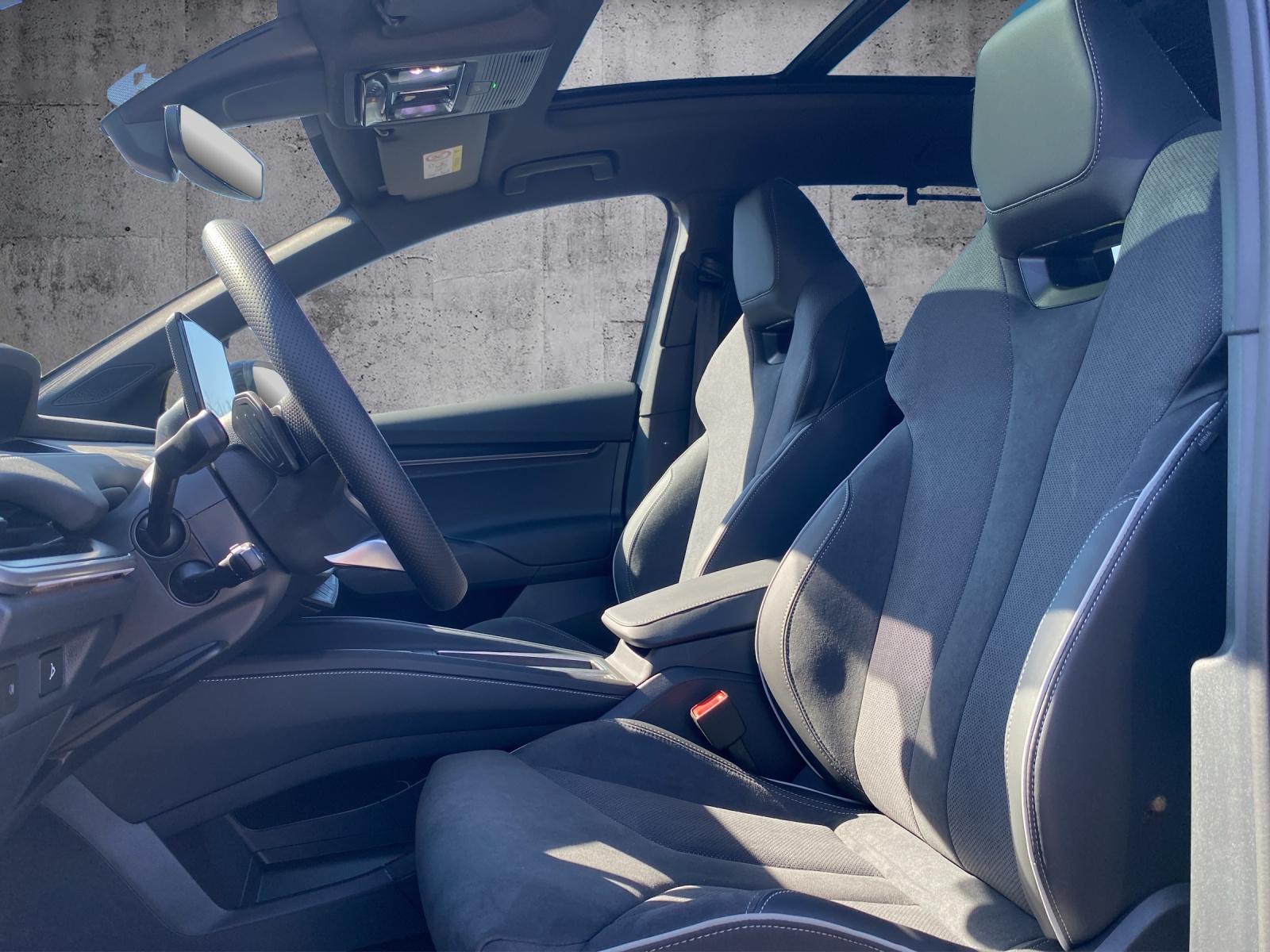 SKODA Enyaq 85x SportLine-image-6