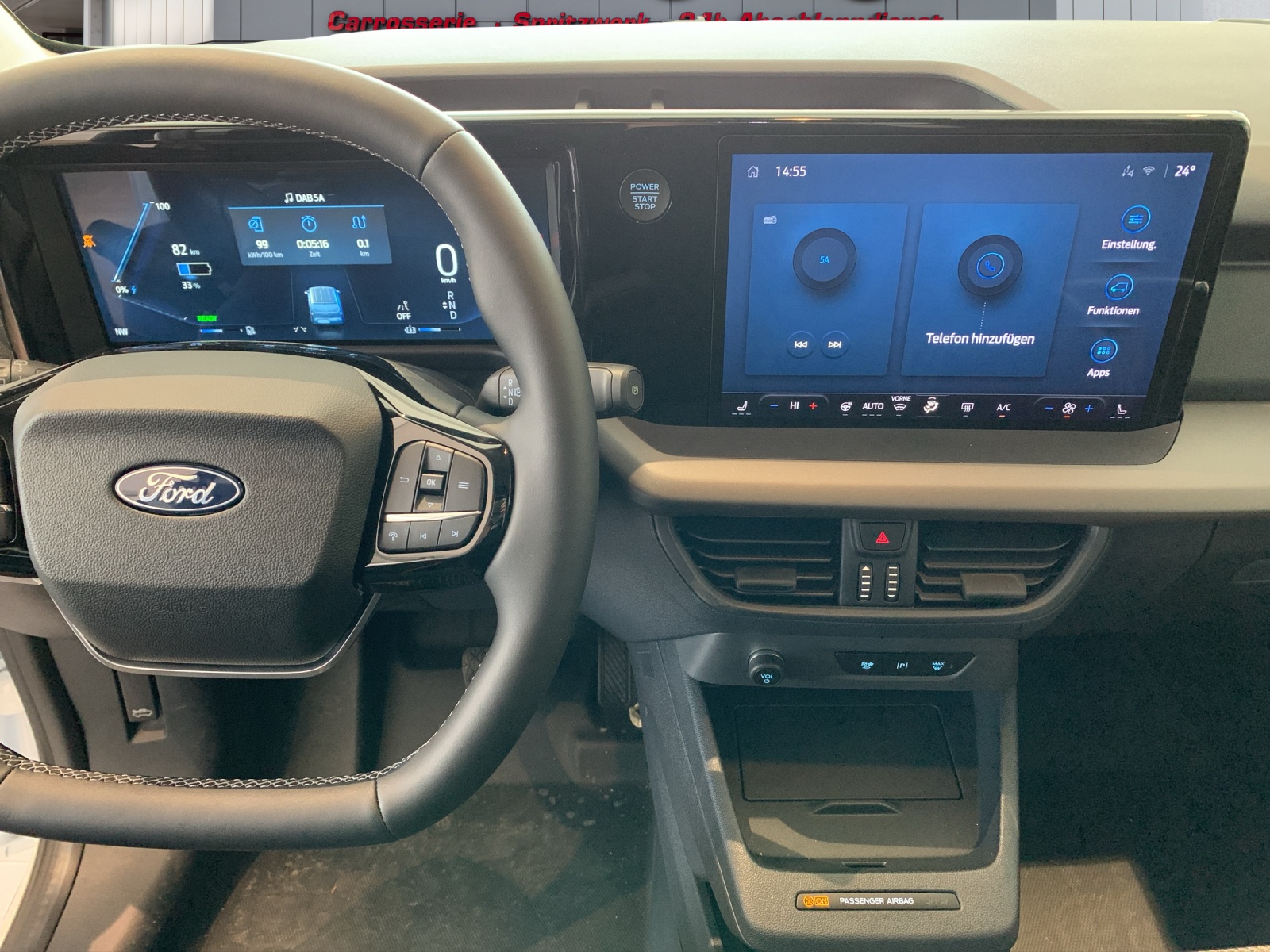 FORD E-Transit Courier Van Trend-image-8