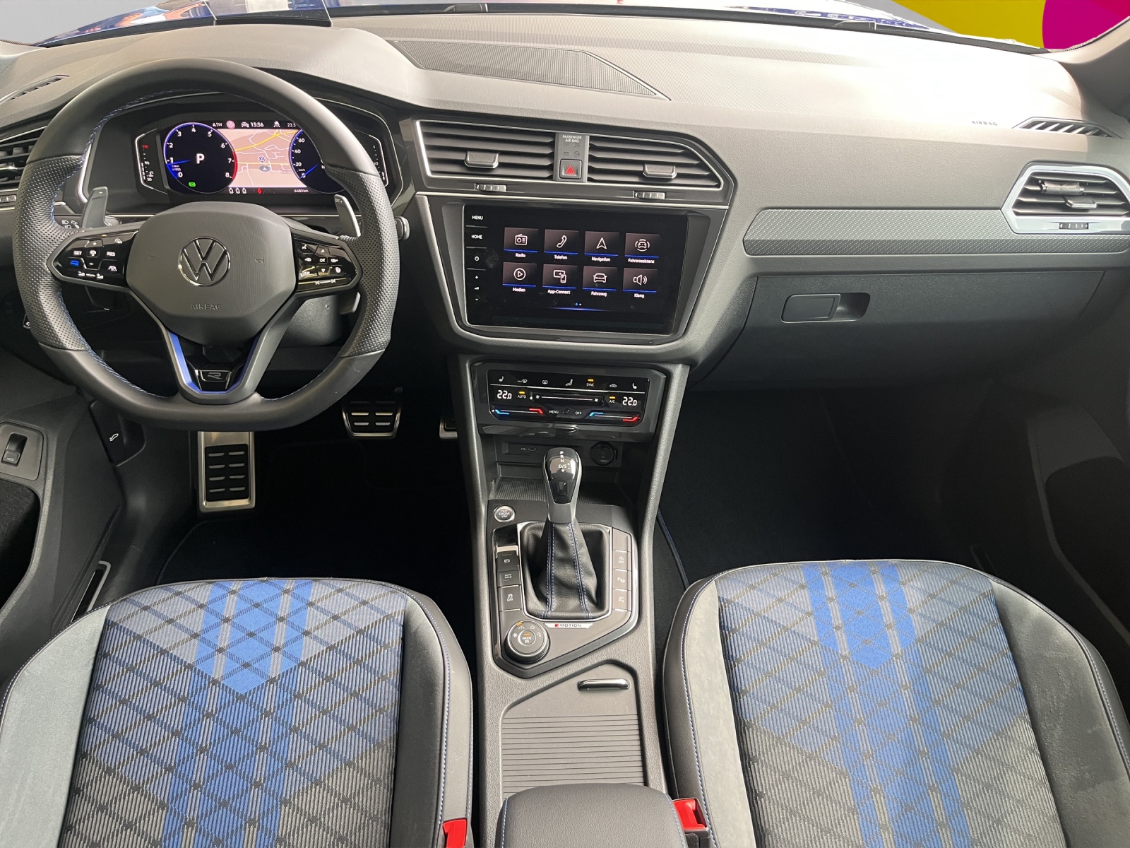 VW Tiguan 2.0TSI R 4Motion DSG-image-8