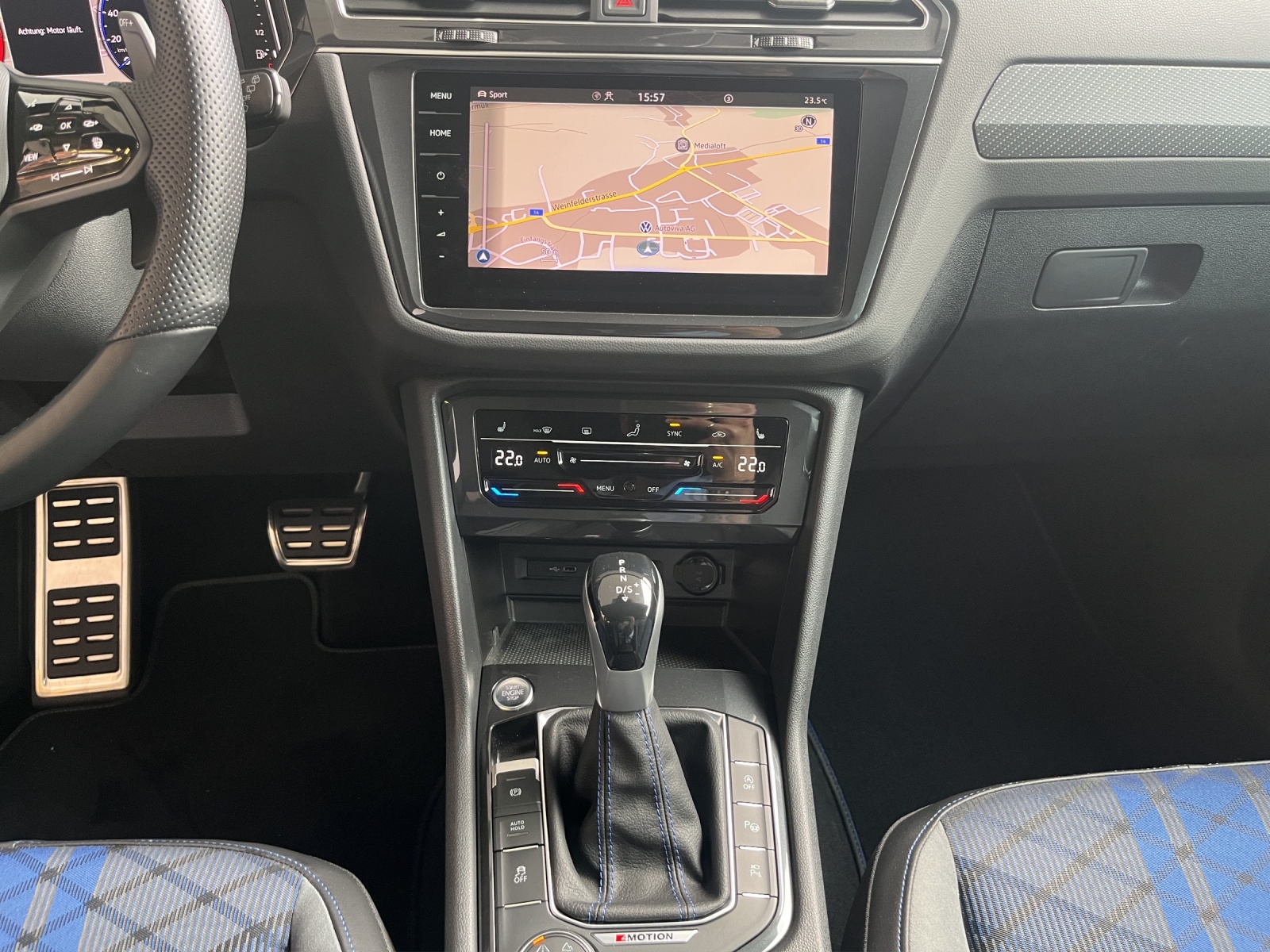 VW Tiguan 2.0TSI R 4Motion DSG-image-9