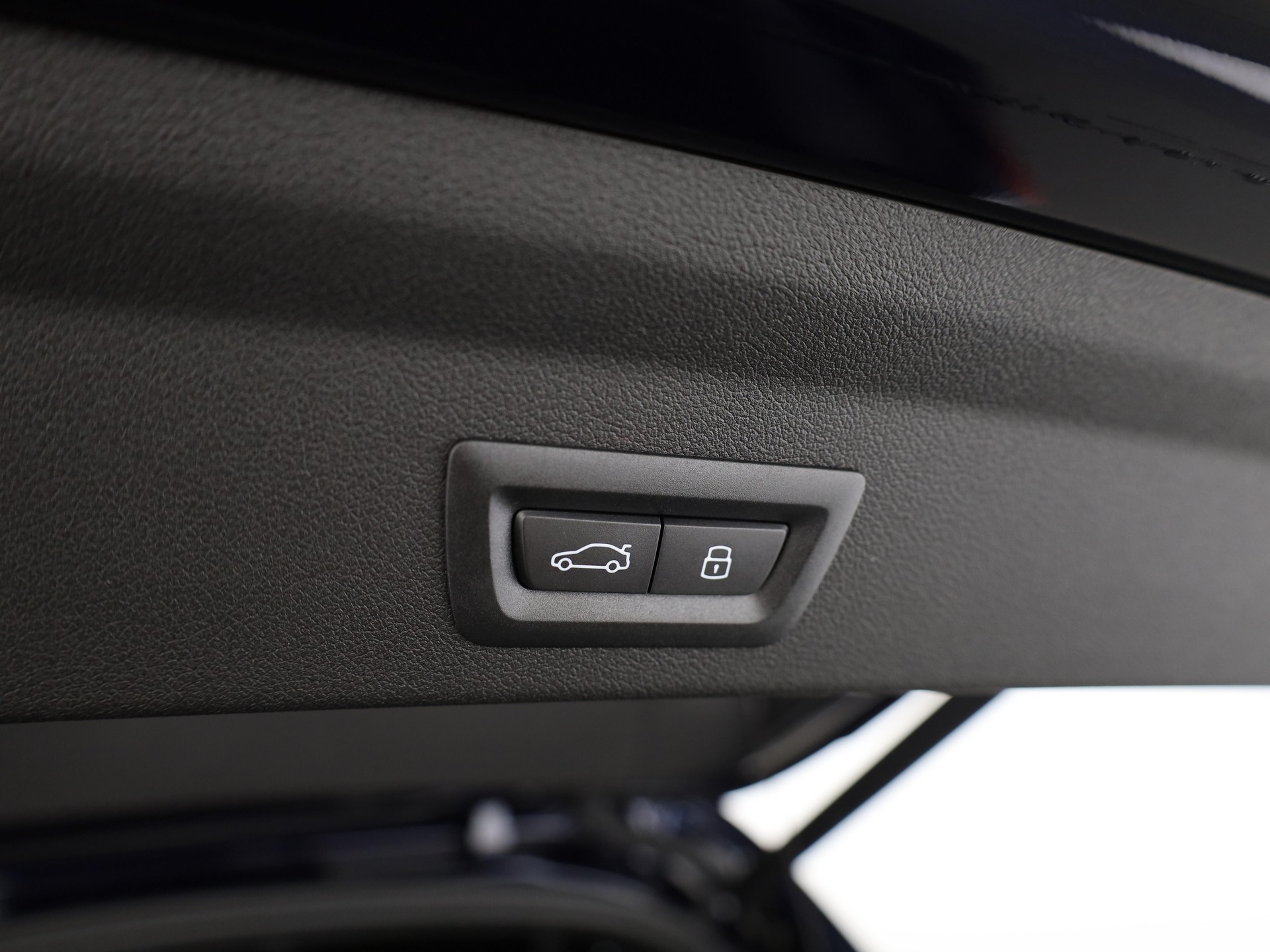 BMW M135i xDrive-image-9