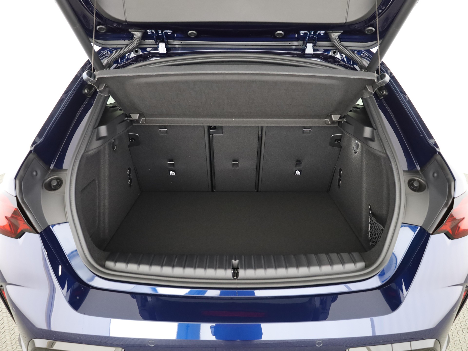 BMW M135i xDrive-image-8