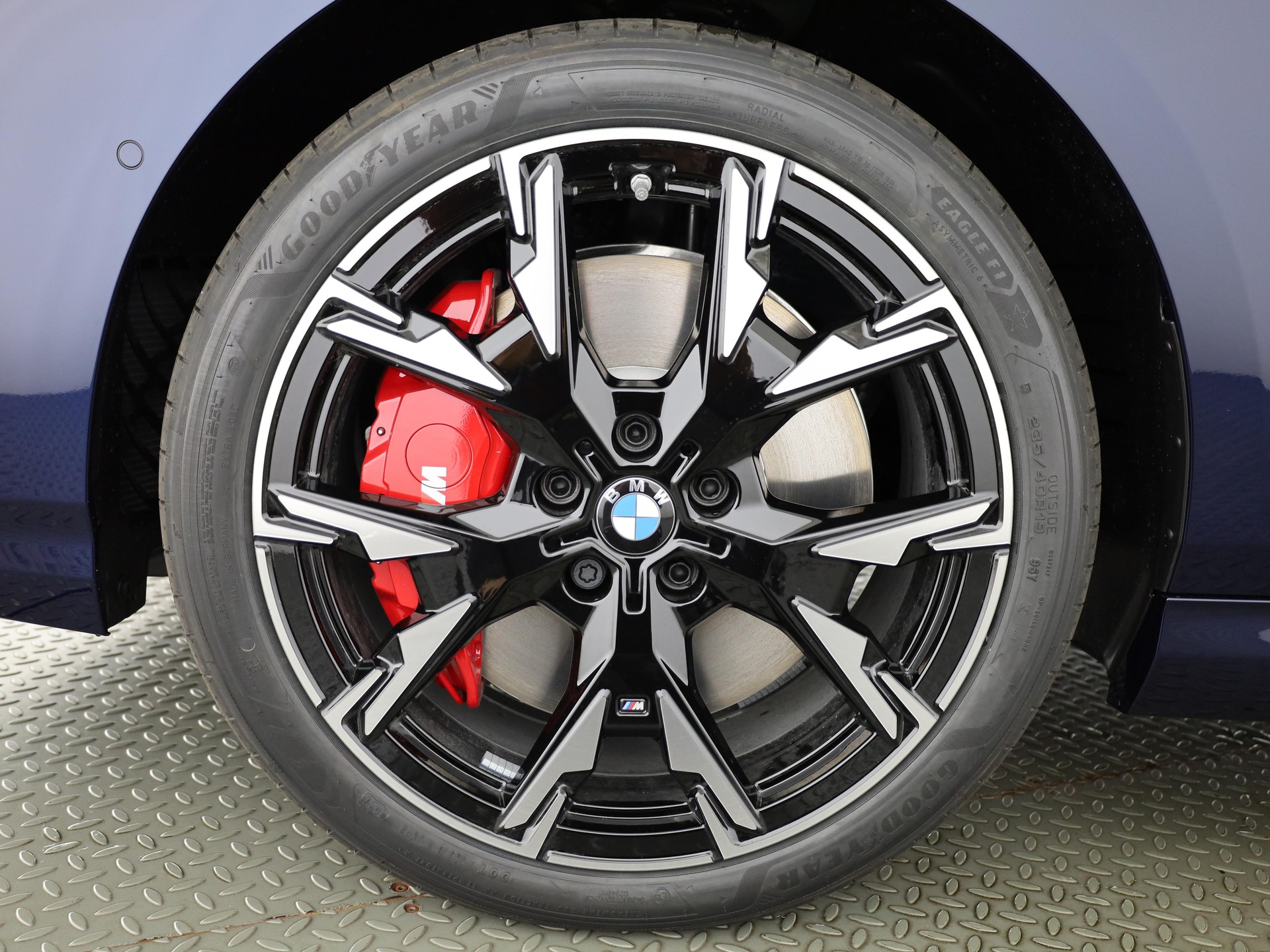 BMW M135i xDrive-image-21