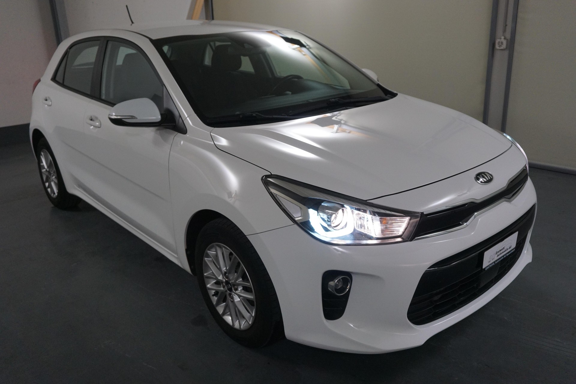 KIA Rio 1.4 CVVT Swiss City Line-image-2