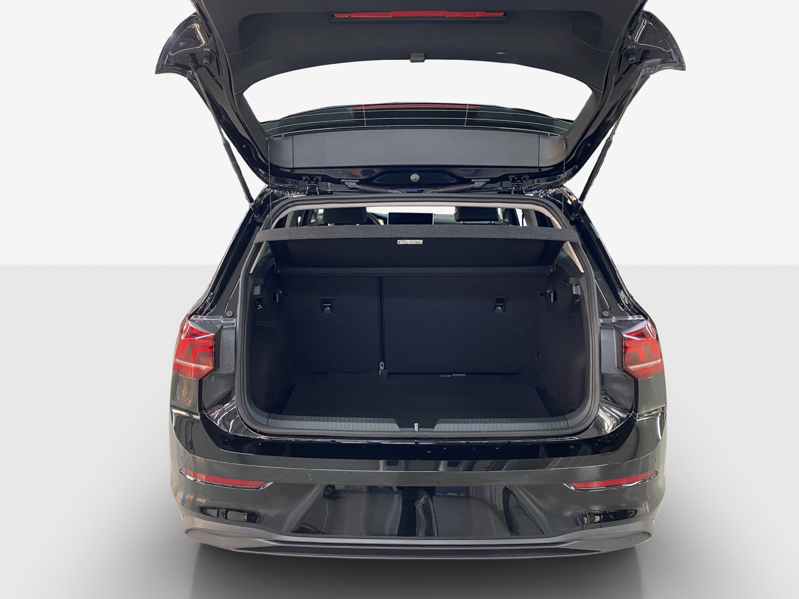 VW Golf 1.5 e TSI mHEV Value DSG-image-12