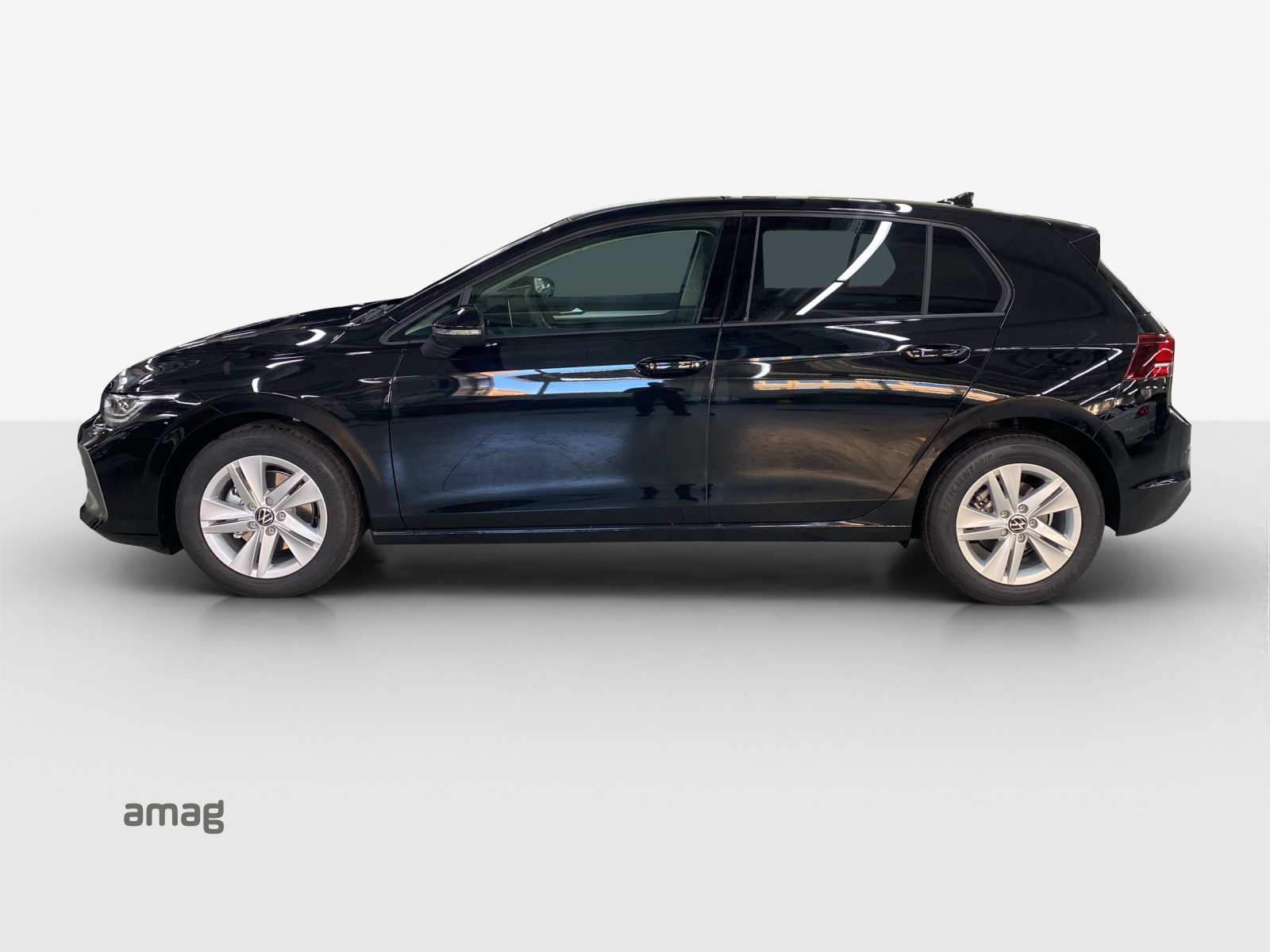 VW Golf 1.5 e TSI mHEV Value DSG-image-1