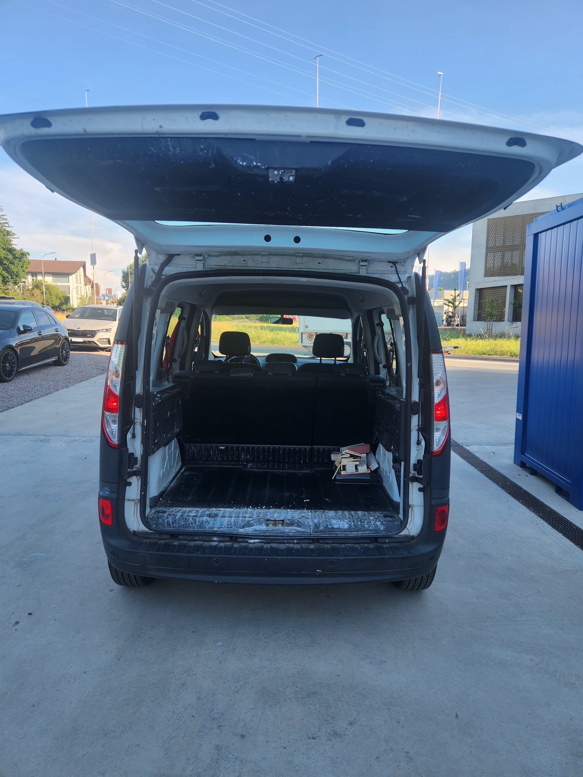 RENAULT Kangoo 1.2 16V Turbo Life-image-10