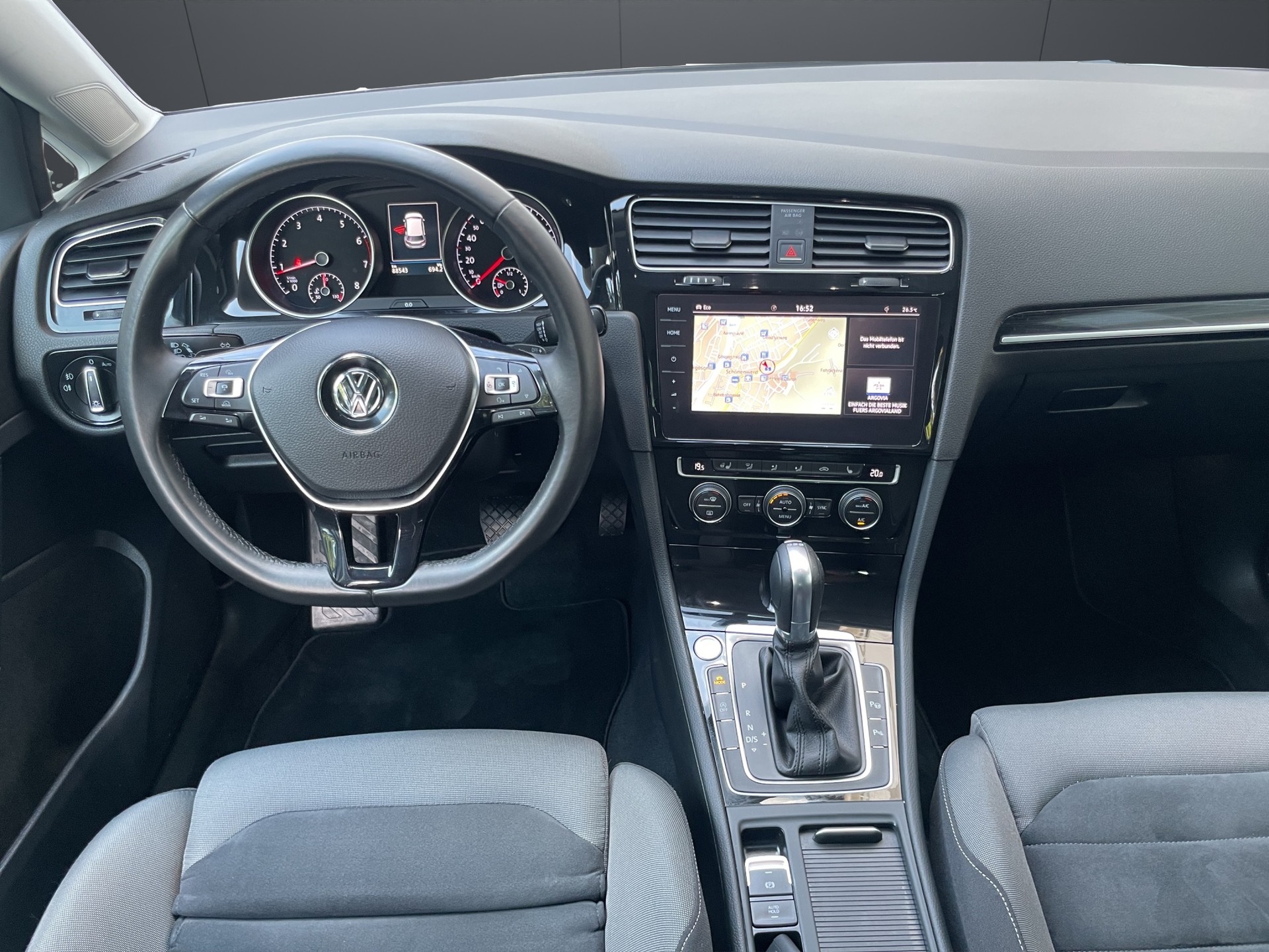 VW Golf 1.4 TSI Highline DSG-image-10