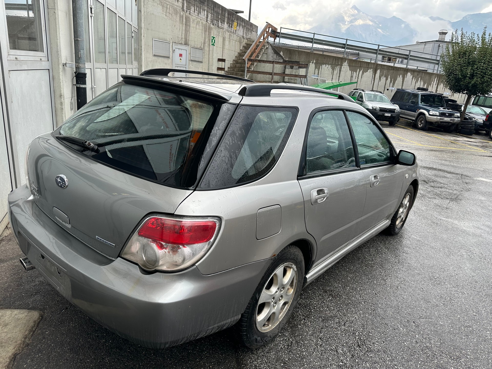 SUBARU Impreza 2.0R-image-2