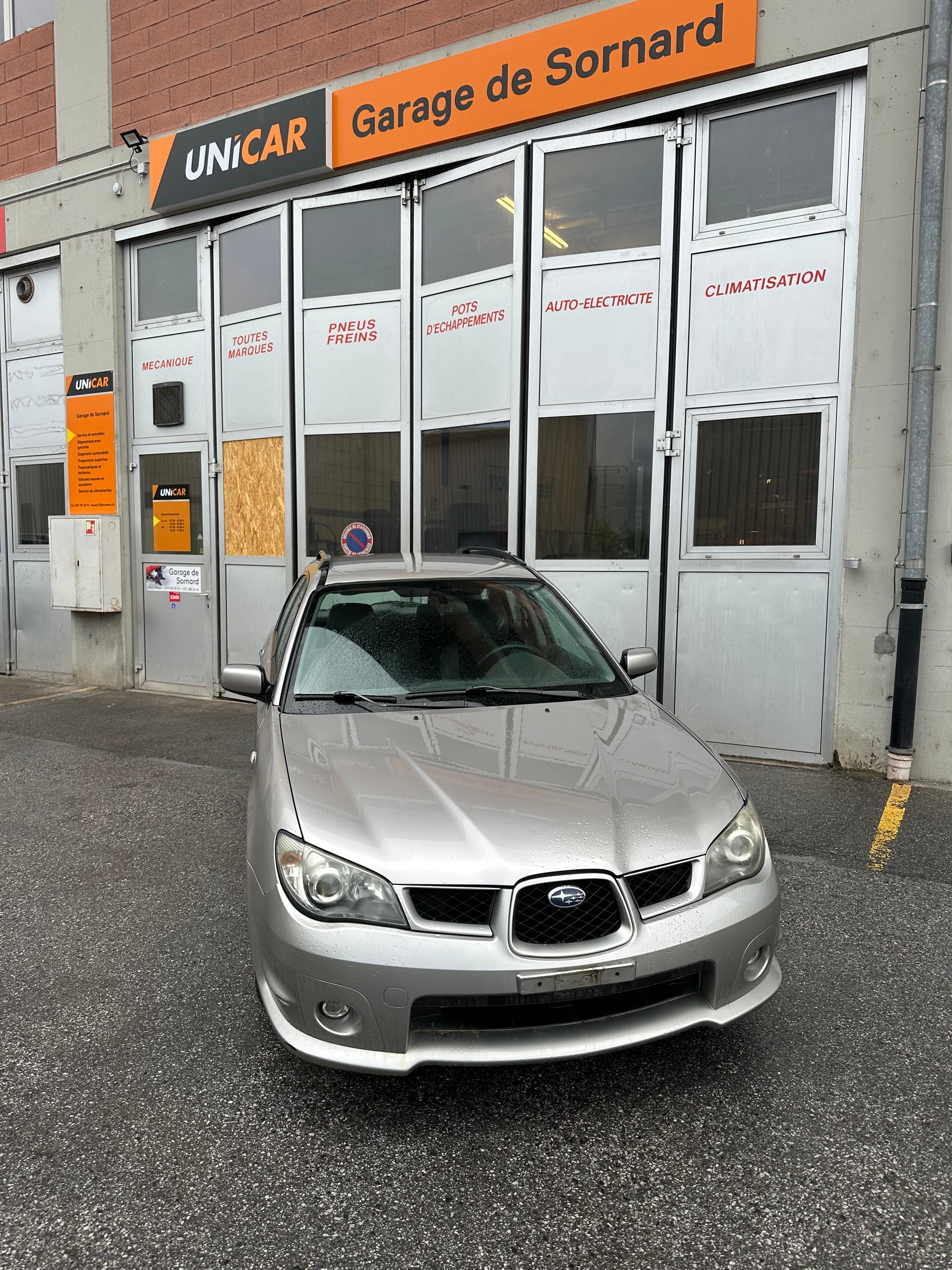 SUBARU Impreza 2.0R-image-0
