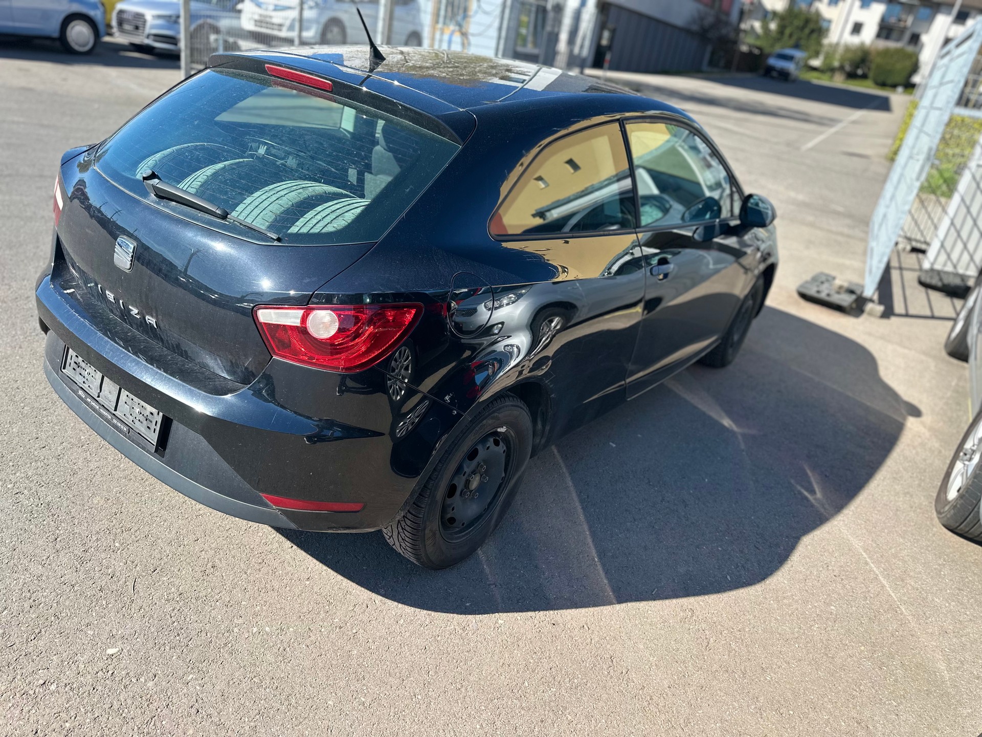 SEAT Ibiza 1.4 Style-image-2