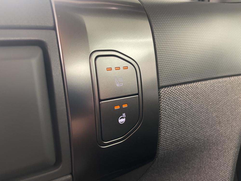 KIA EV3 81 kWh Earth+-image-11