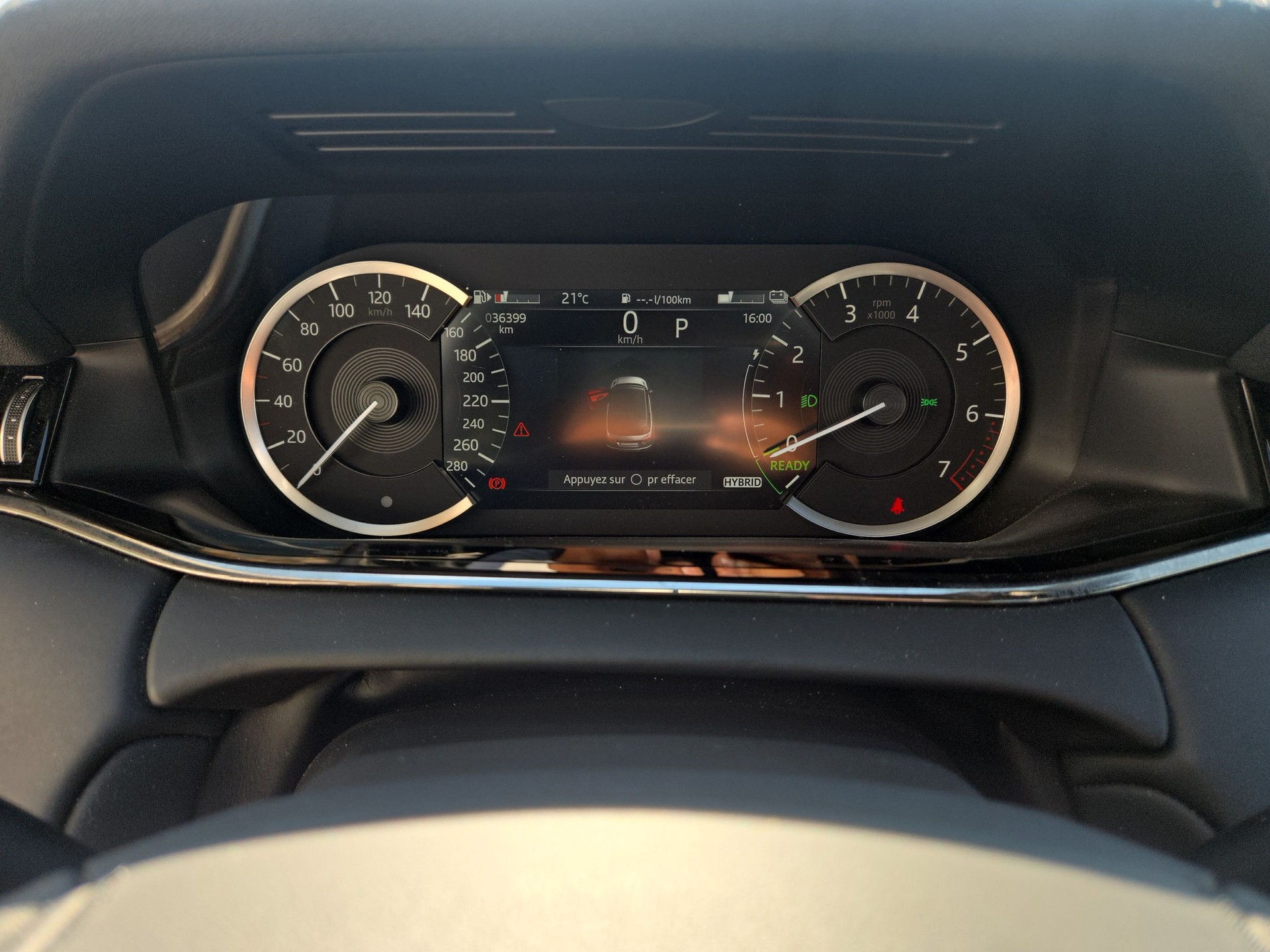 LAND ROVER Range Rover Evoque R-Dynamic P 300e HSE AT8-image-25