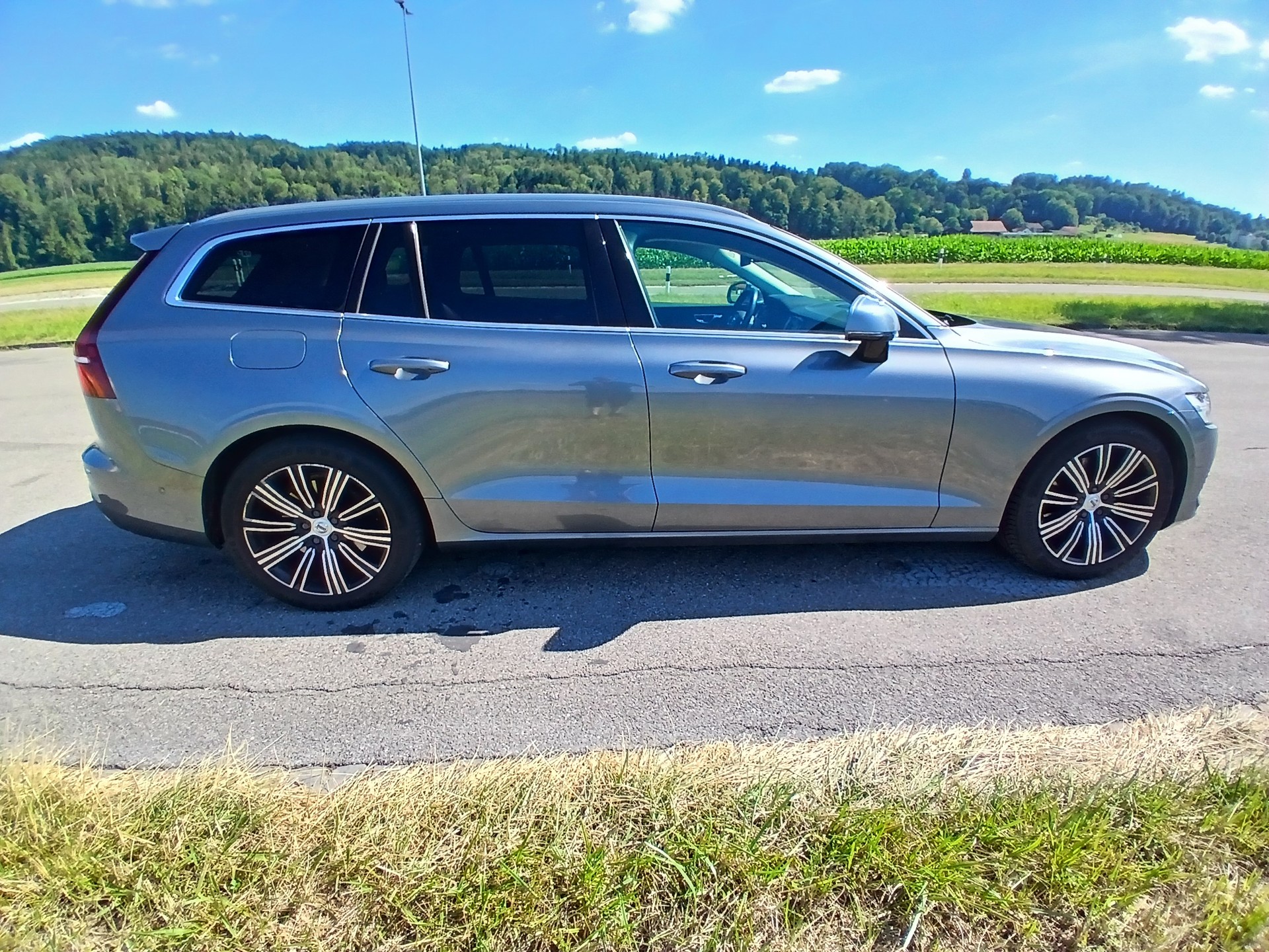 VOLVO V60 T6 eAWD Twin Engine Inscription Geartronic-image-5