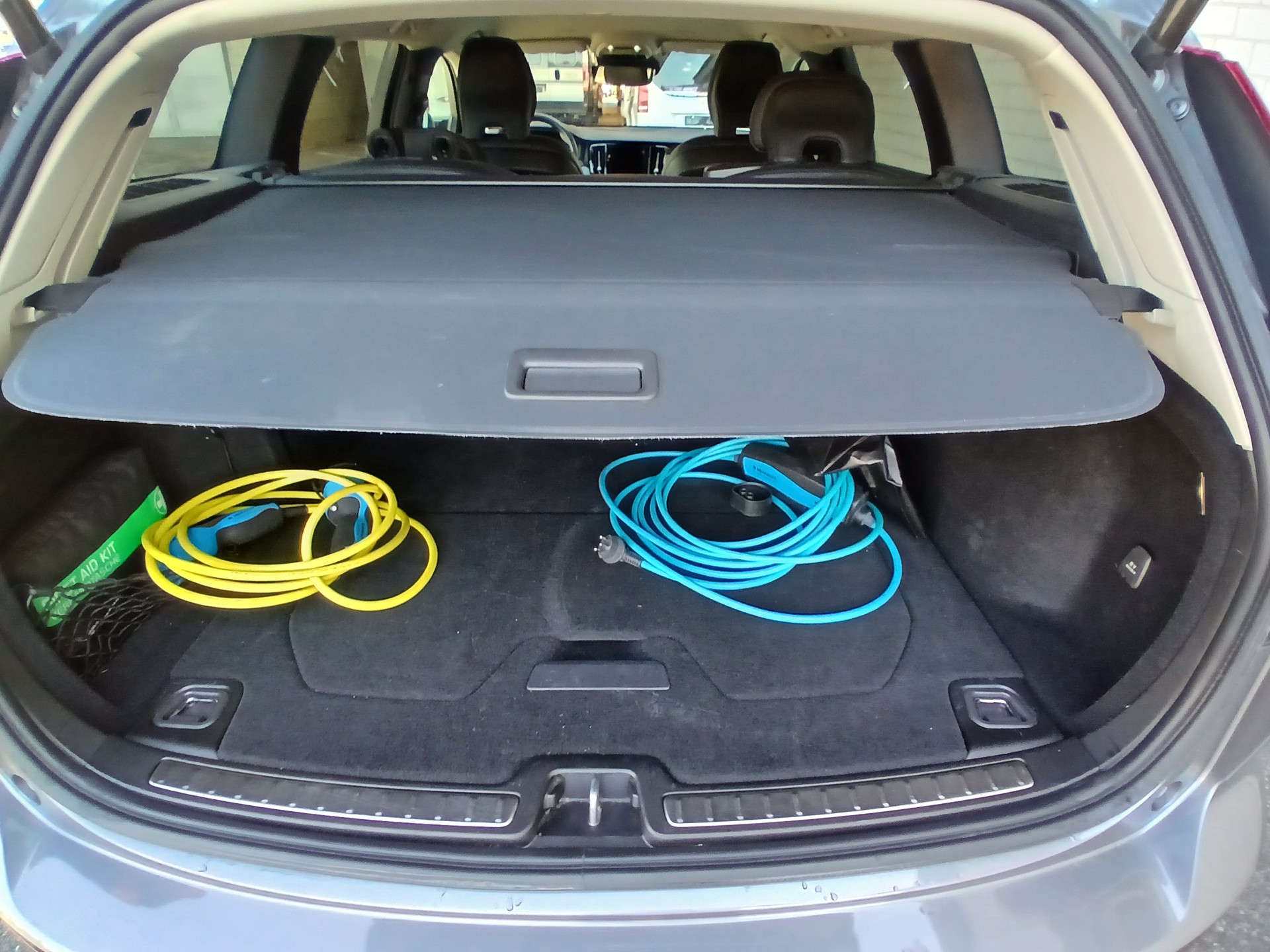 VOLVO V60 T6 eAWD Twin Engine Inscription Geartronic-image-13