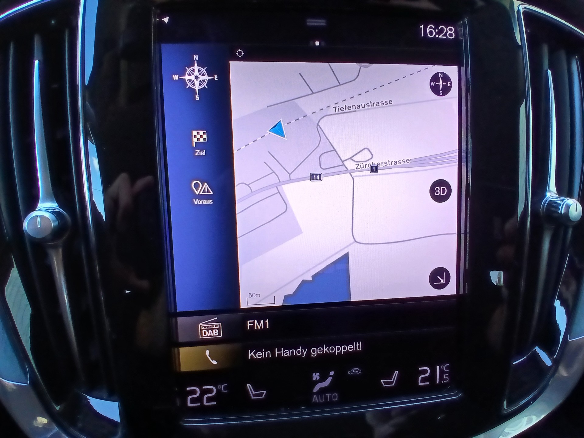 VOLVO V60 T6 eAWD Twin Engine Inscription Geartronic-image-11
