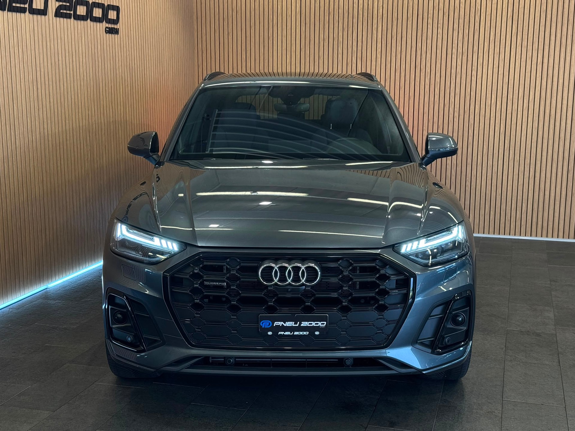 AUDI Q5 50 TFSI e PHEV S line quattro S-tronic-showroom-element-1