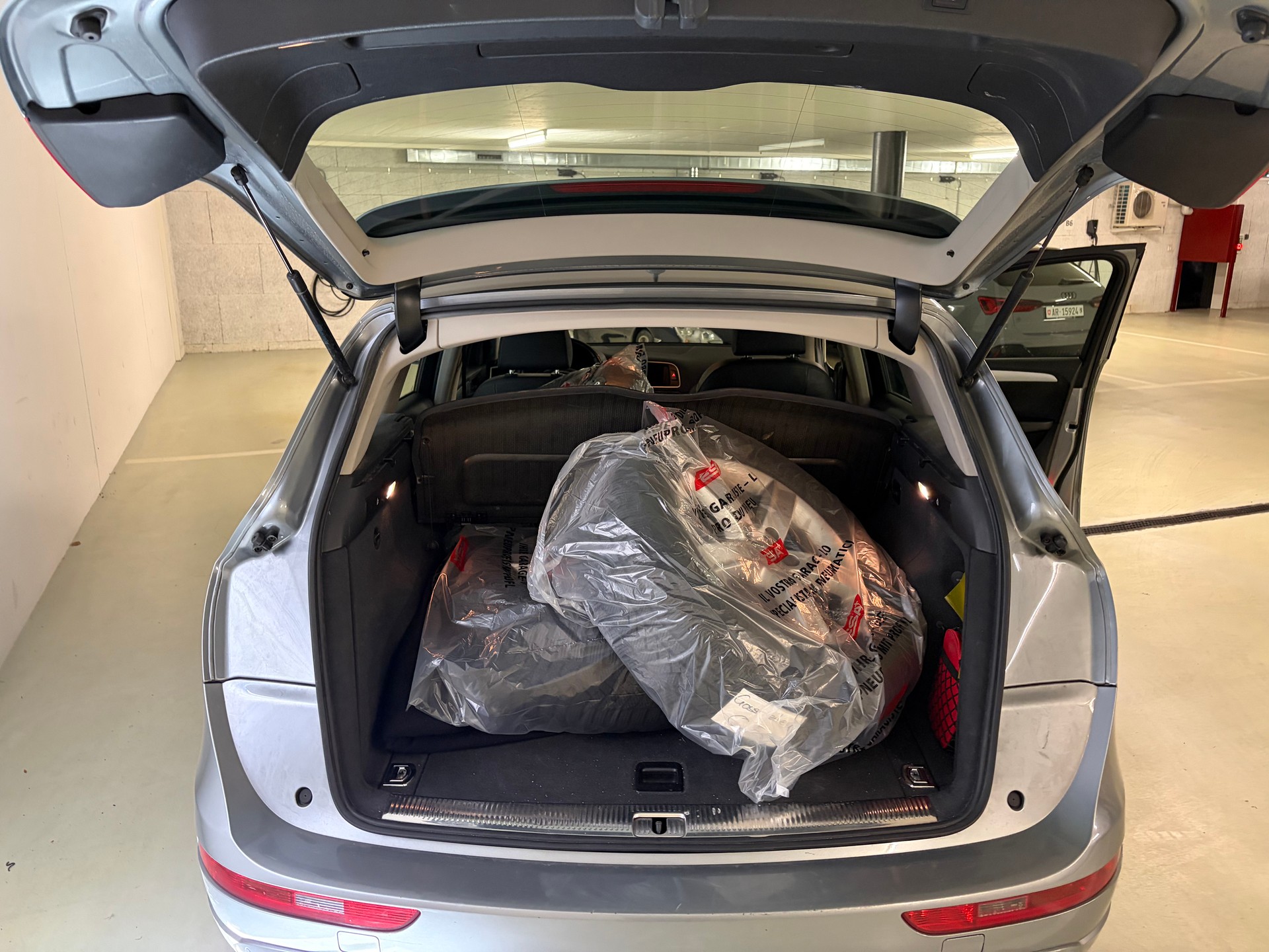 AUDI 3.0 V6 TDI quattro S-Tronic-image-3
