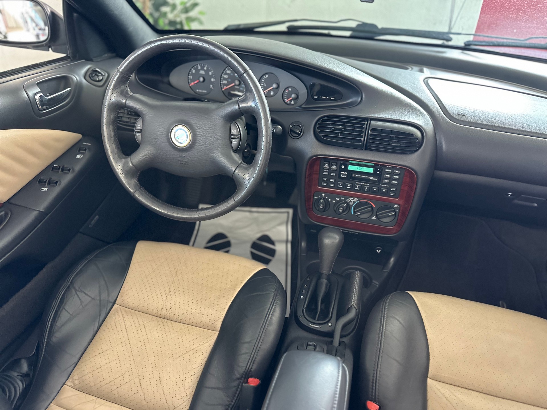 CHRYSLER Stratus 2.5 V6 LX Cabrio-image-12