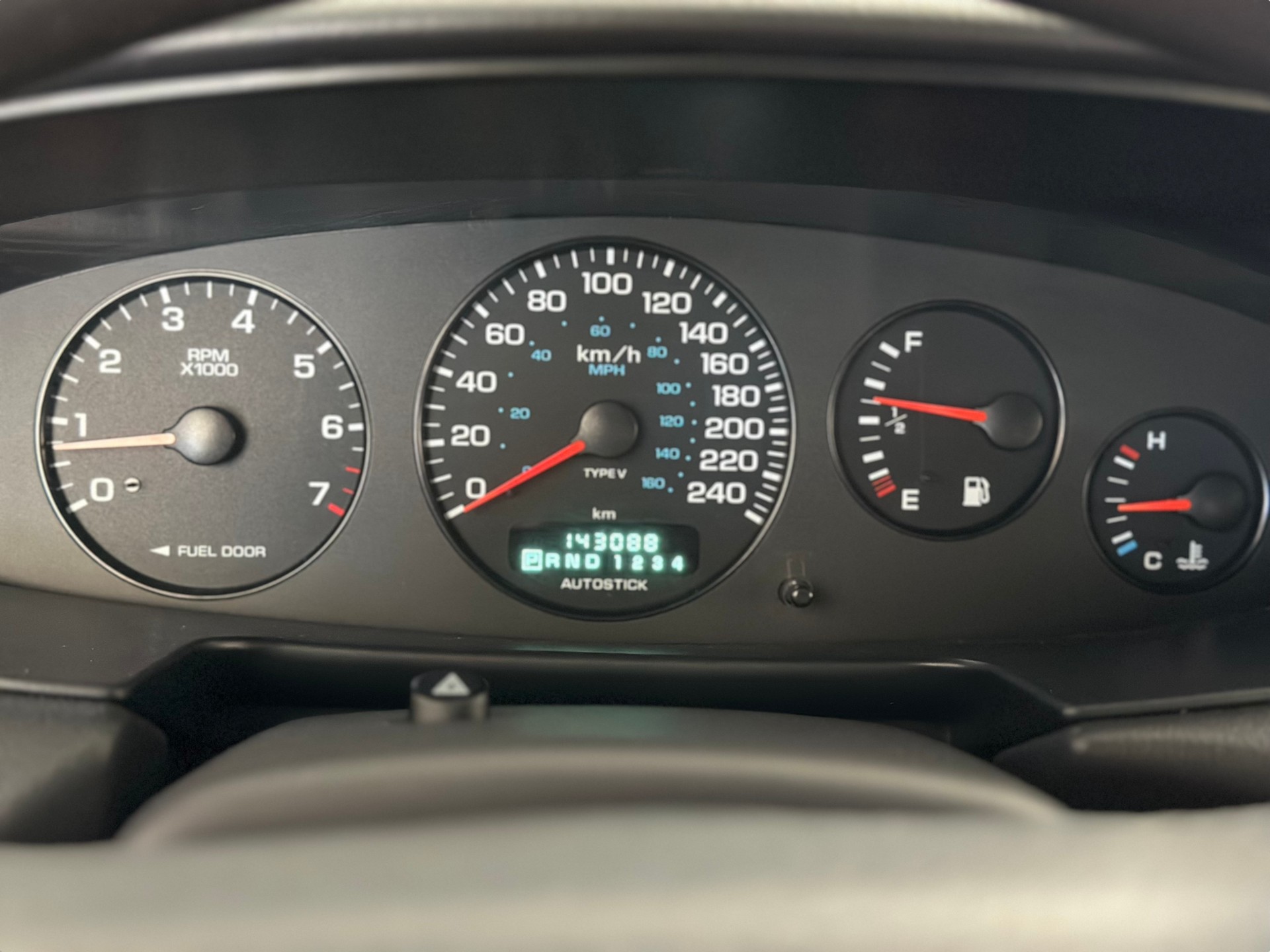 CHRYSLER Stratus 2.5 V6 LX Cabrio Automat-image-16
