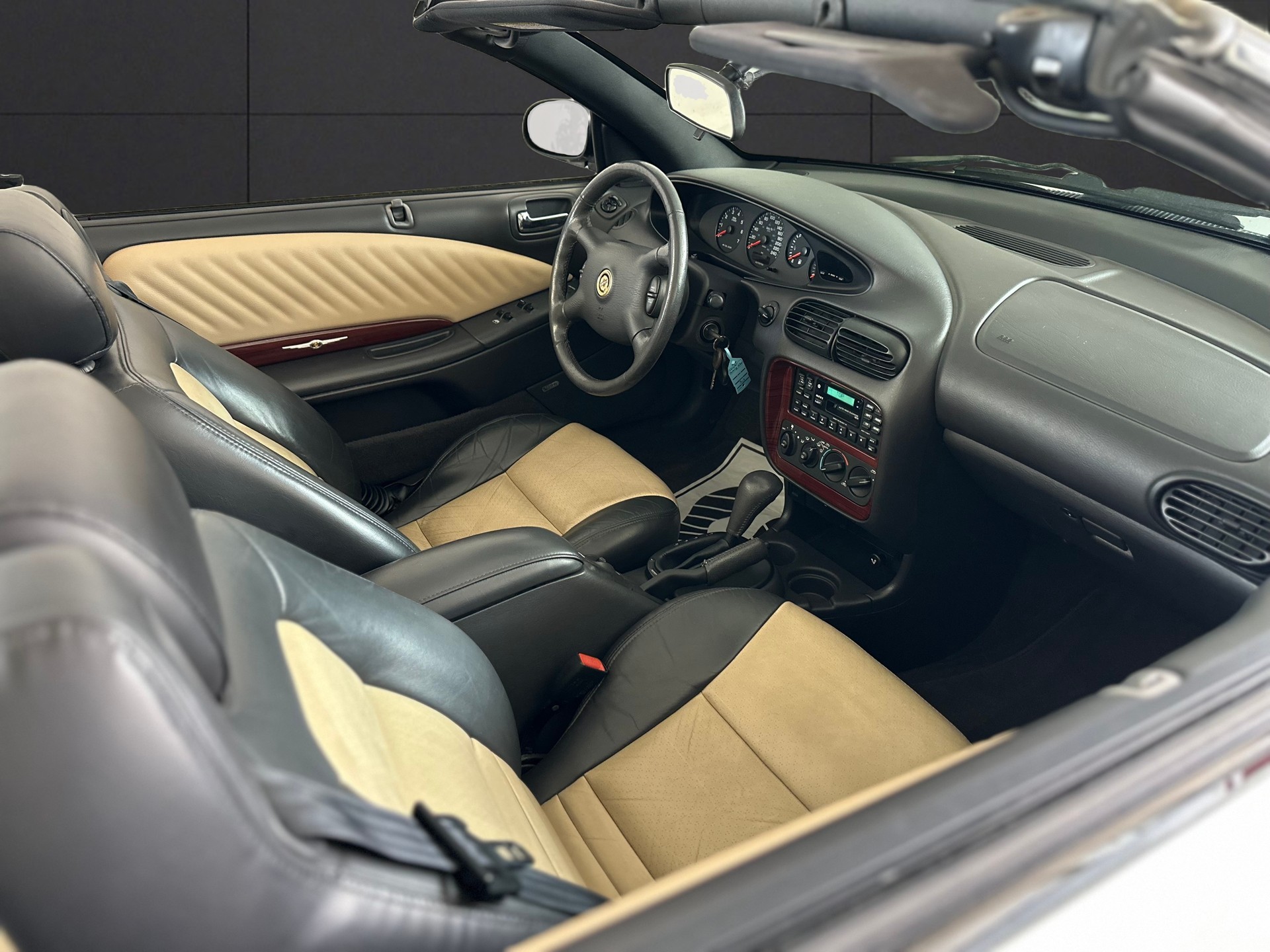 CHRYSLER Stratus 2.5 V6 LX Cabrio Automat-image-8