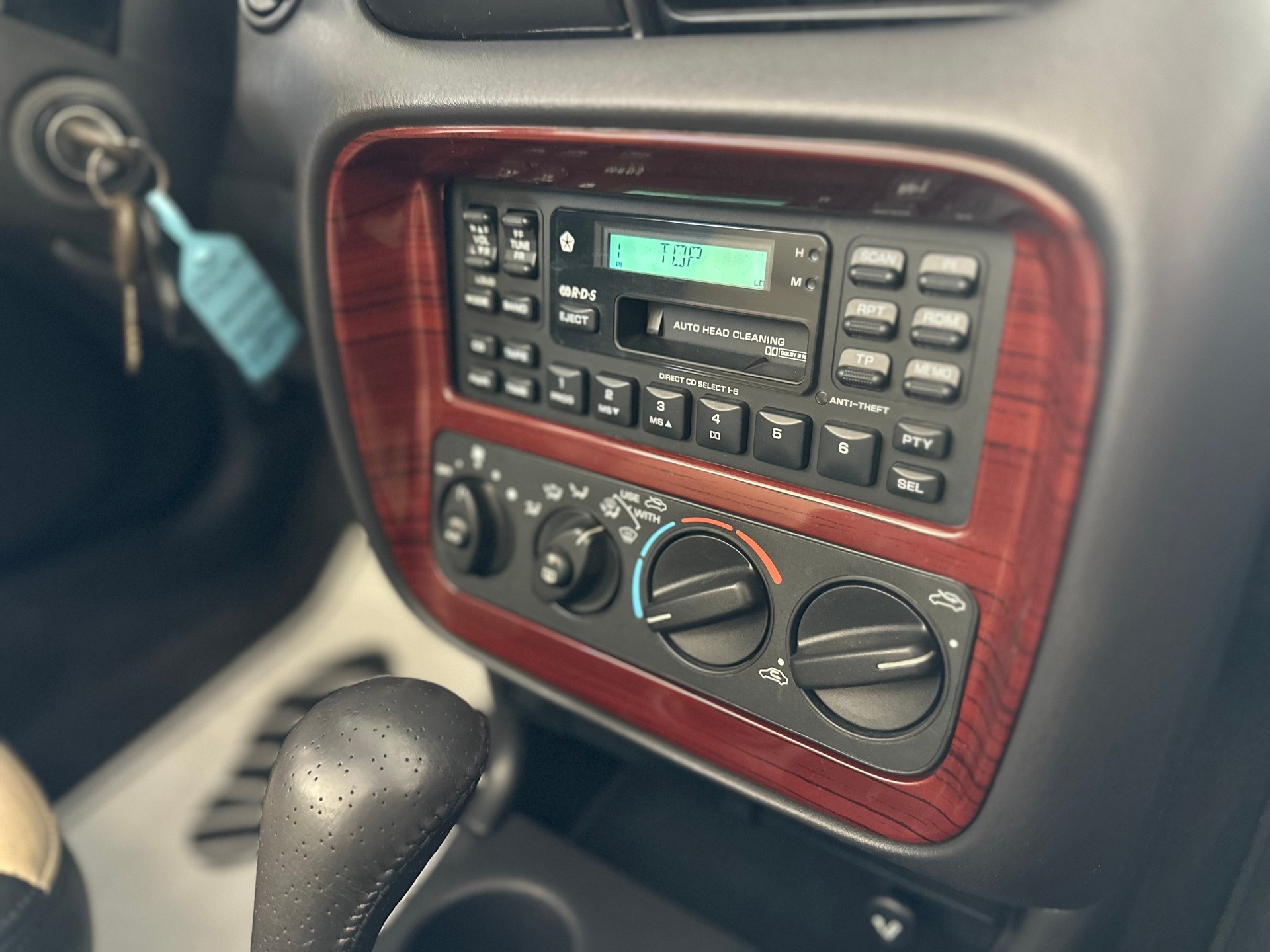CHRYSLER Stratus 2.5 V6 LX Cabrio Automat-image-12