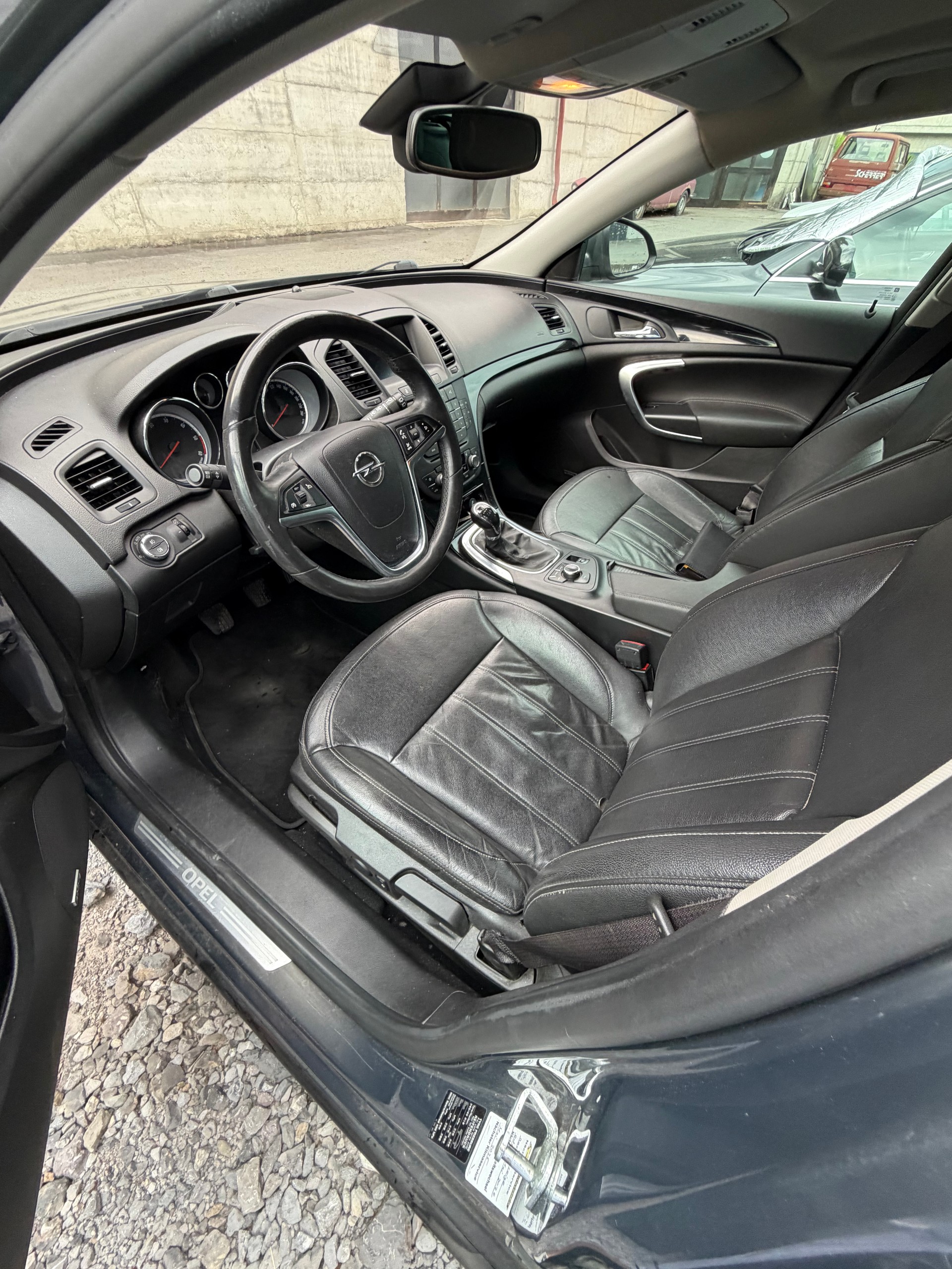 OPEL Insignia Sports Tourer 2.0 CDTI Sport 4WD-image-7