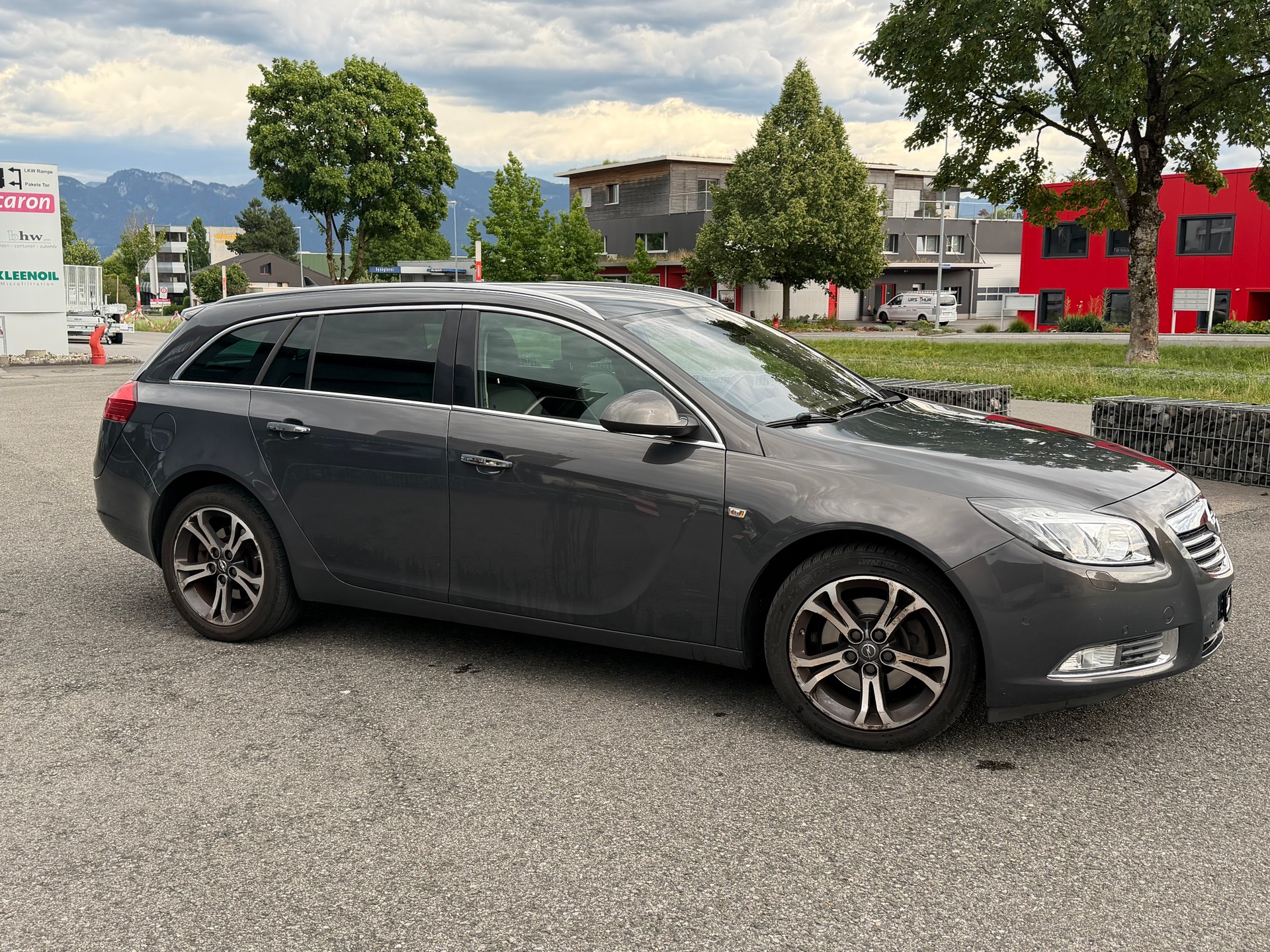 OPEL Insignia Sports Tourer 2.0 CDTI Sport 4WD-image-4