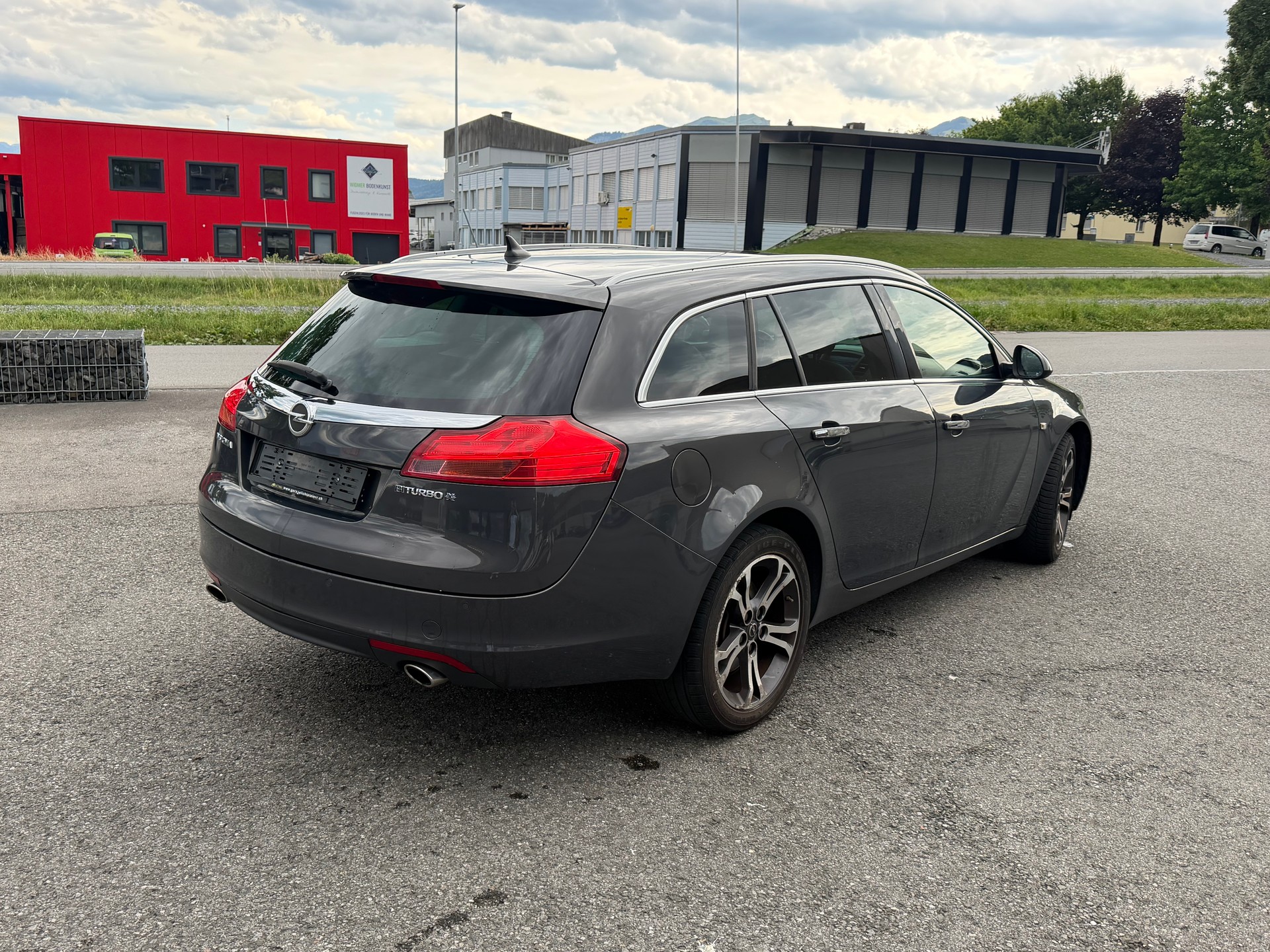 OPEL Insignia Sports Tourer 2.0 CDTI Sport 4WD-image-2