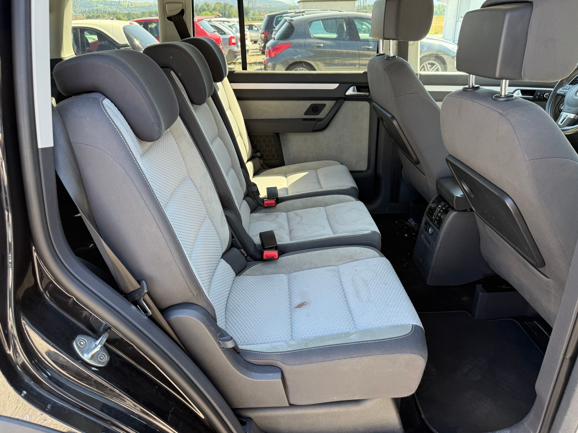 VW CrossTouran 1.4 TSI DSG-image-8