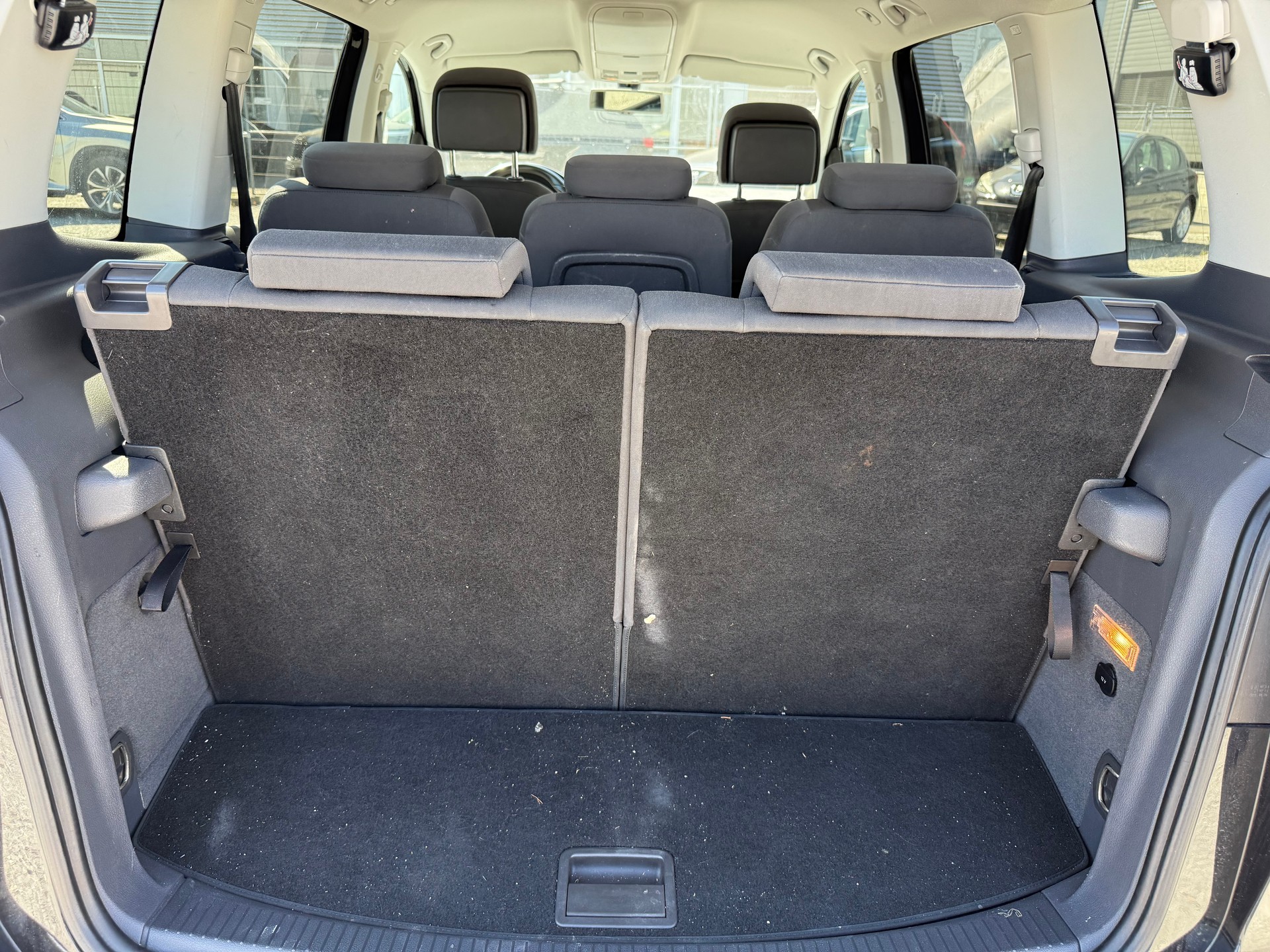 VW CrossTouran 1.4 TSI DSG-image-10