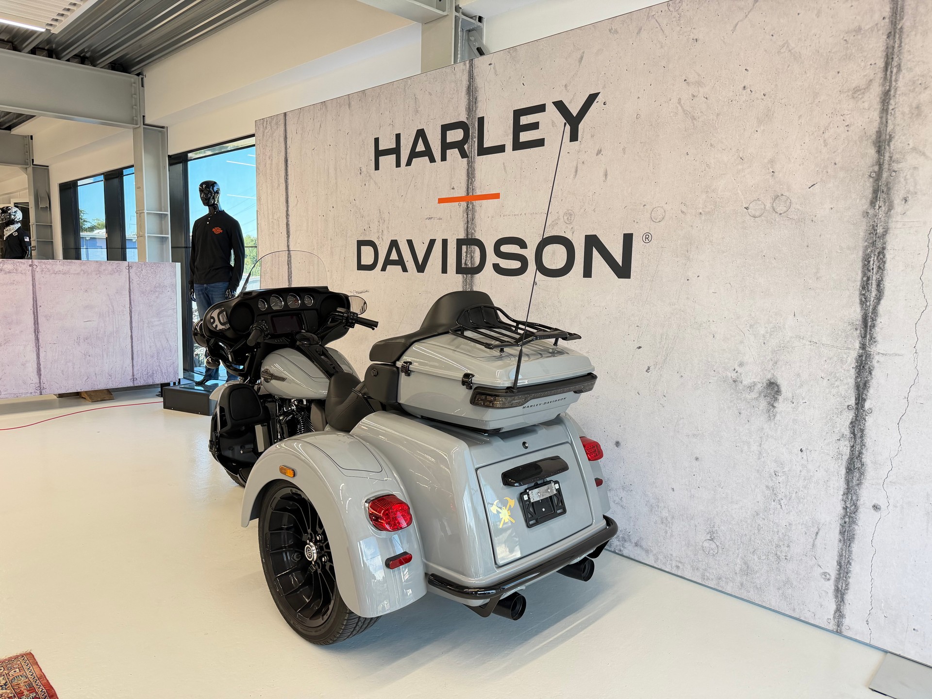 HARLEY-DAVIDSON FLHTCUTG Tri Glide Ultra 114-image-5
