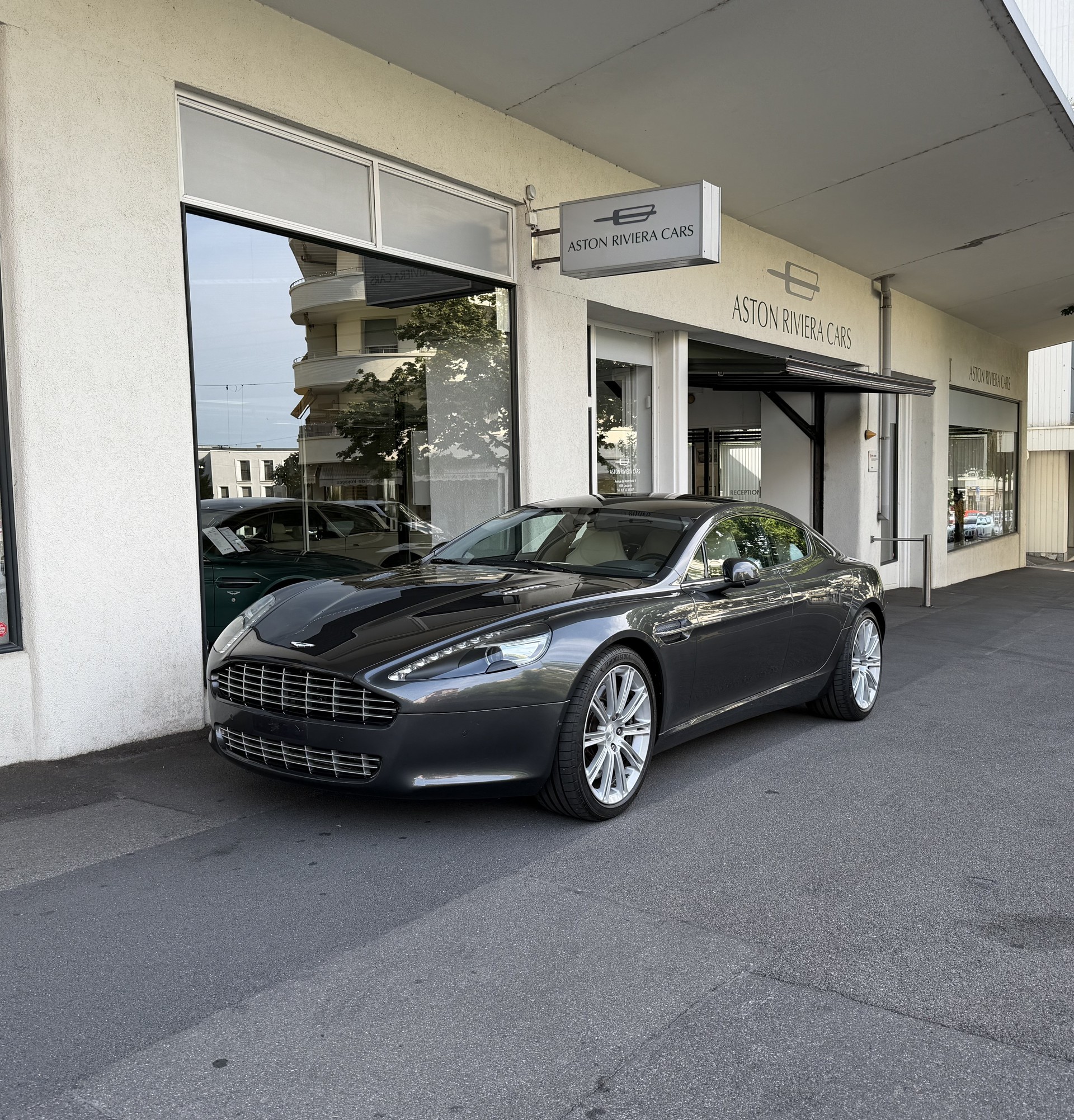ASTON MARTIN Rapide 5.9 V12 Touchtronic 2-image-0