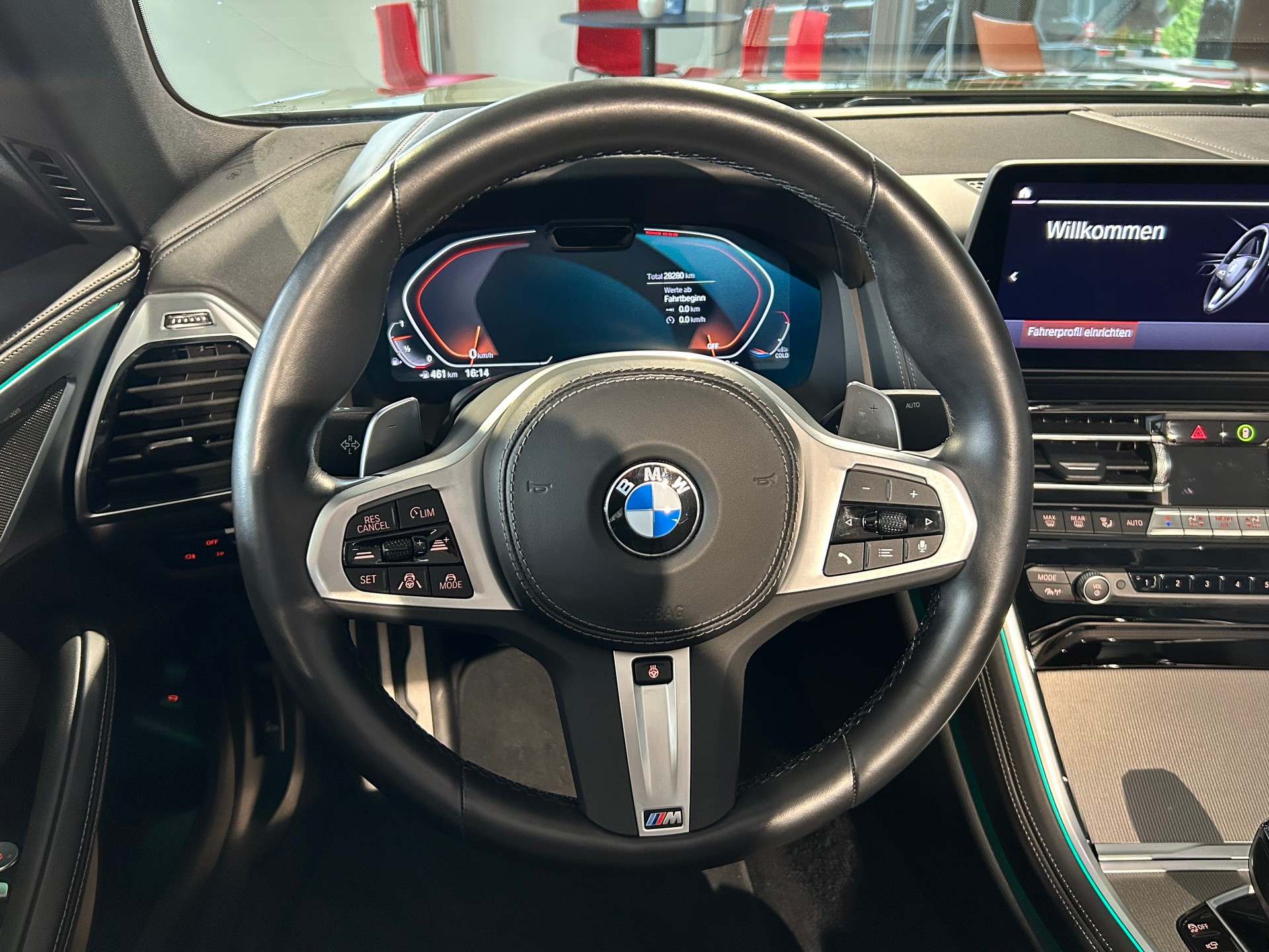 BMW 840i xDrive M Sport Pro Steptronic-image-15