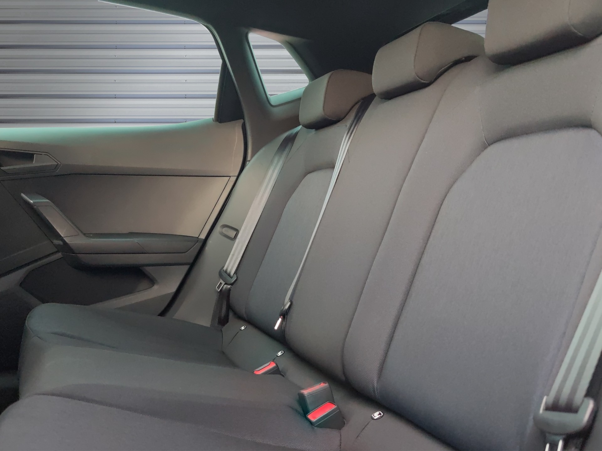 SEAT Ibiza 1.0 EcoTSI FR DSG-image-10