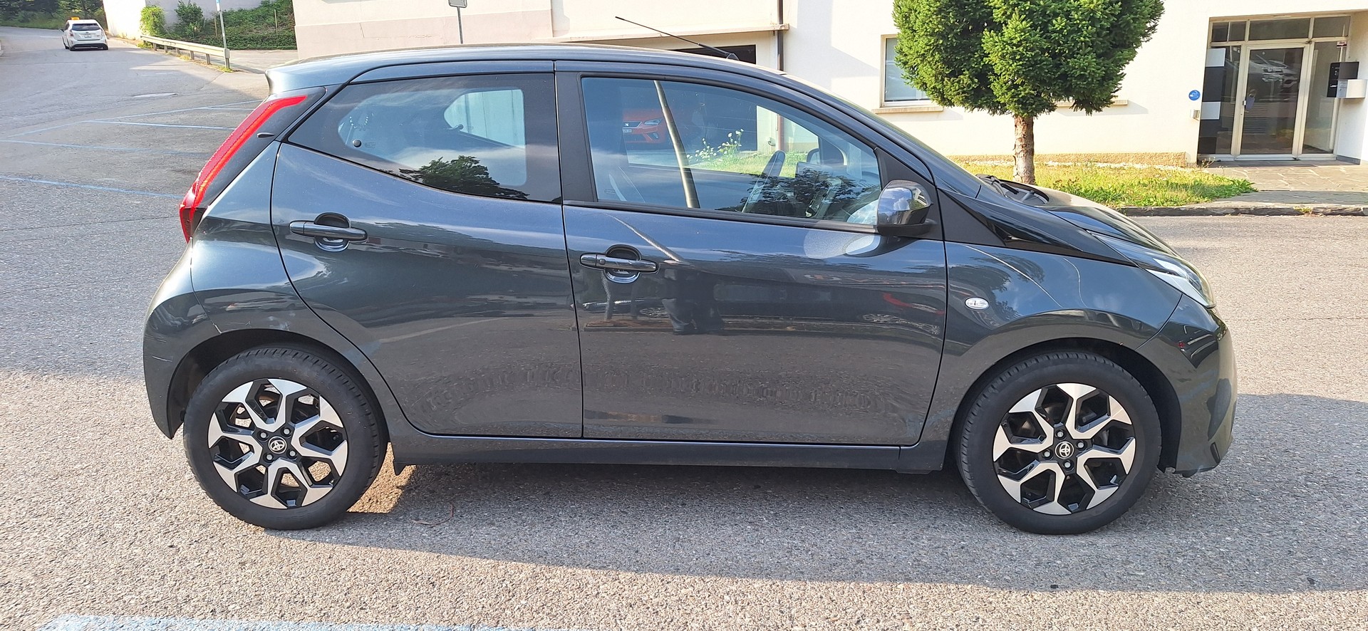 TOYOTA Aygo 1.0 VVT-i X-shift Trend-image-6