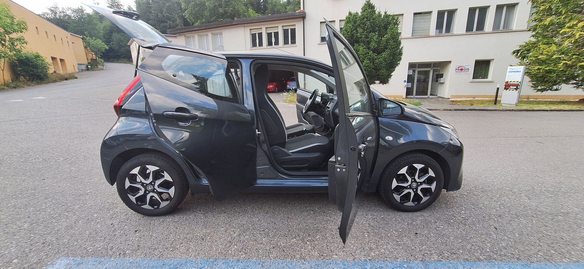 TOYOTA Aygo 1.0 VVT-i X-shift Trend-image-20