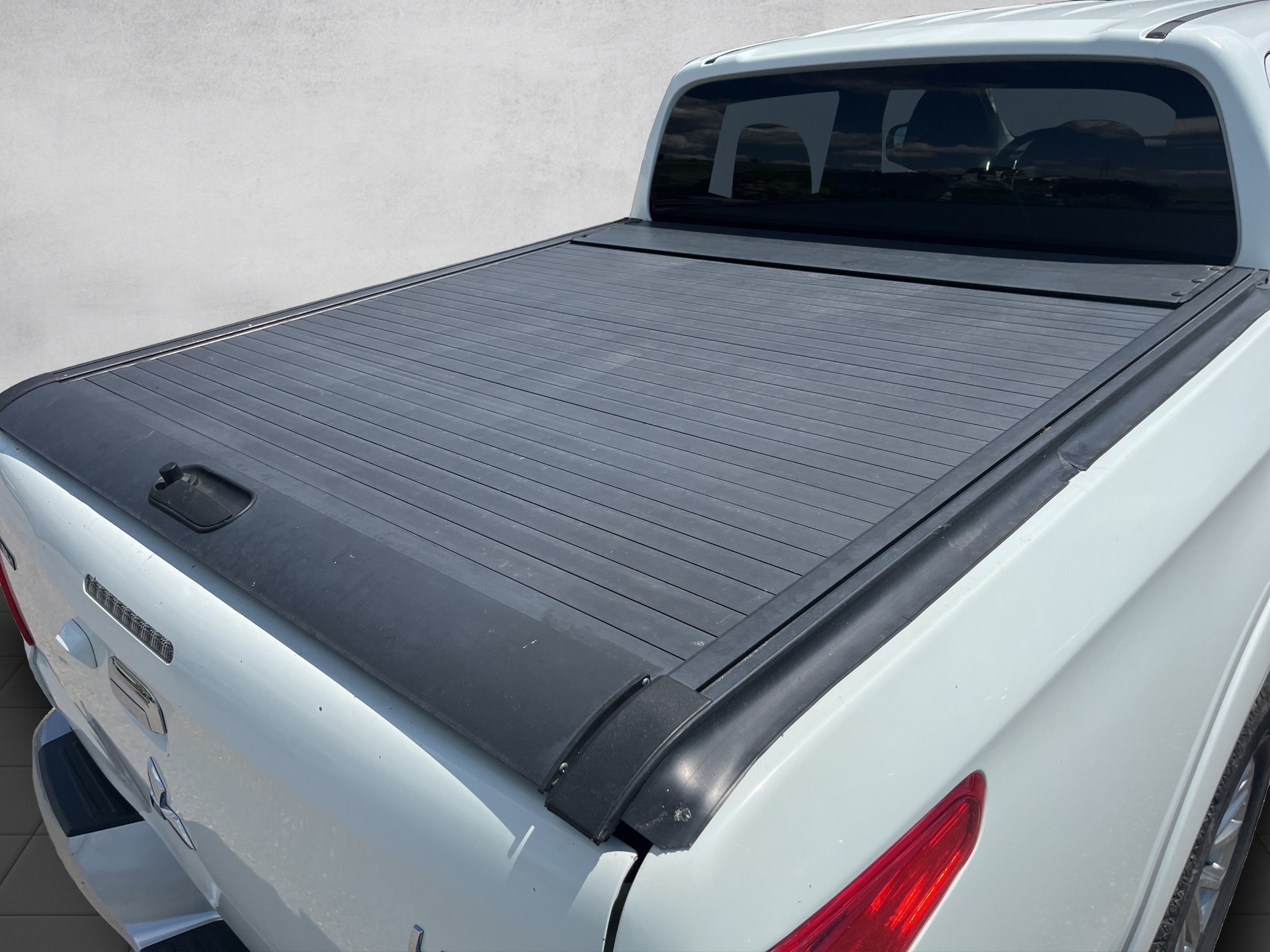 MITSUBISHI L 200 2.4 Style Double Cab A-image-7