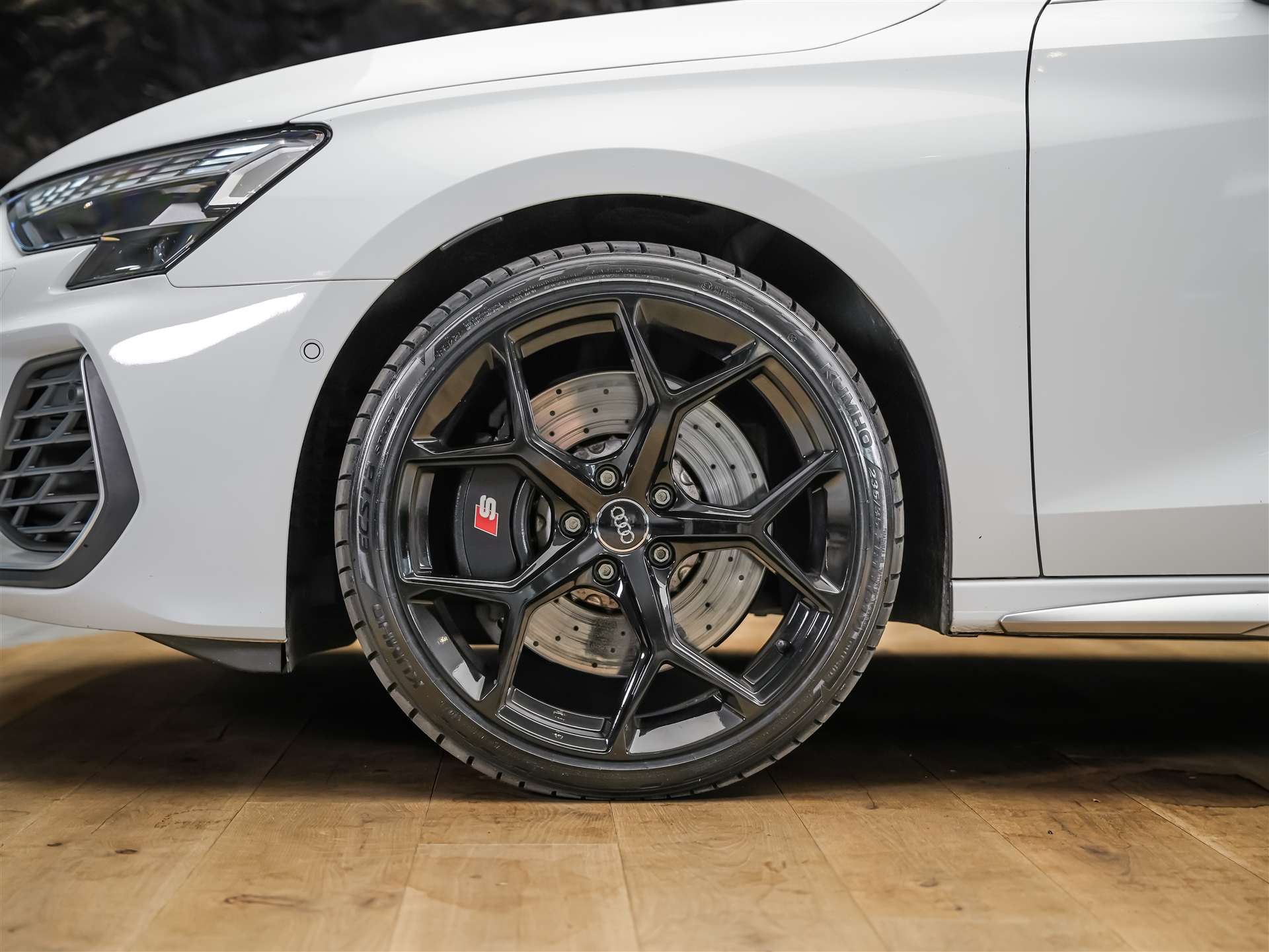 AUDI S3 Sportback TFSI quattro S-tronic *Facelift*Abstandsregler*19" Felgen*Sitzheizung*-image-16