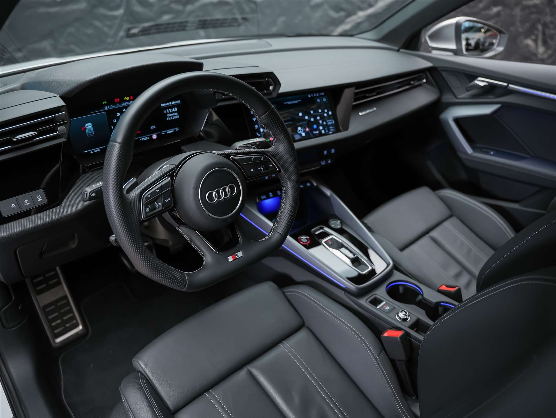 AUDI S3 Sportback TFSI quattro S-tronic *Facelift*Abstandsregler*19" Felgen*Sitzheizung*-image-7