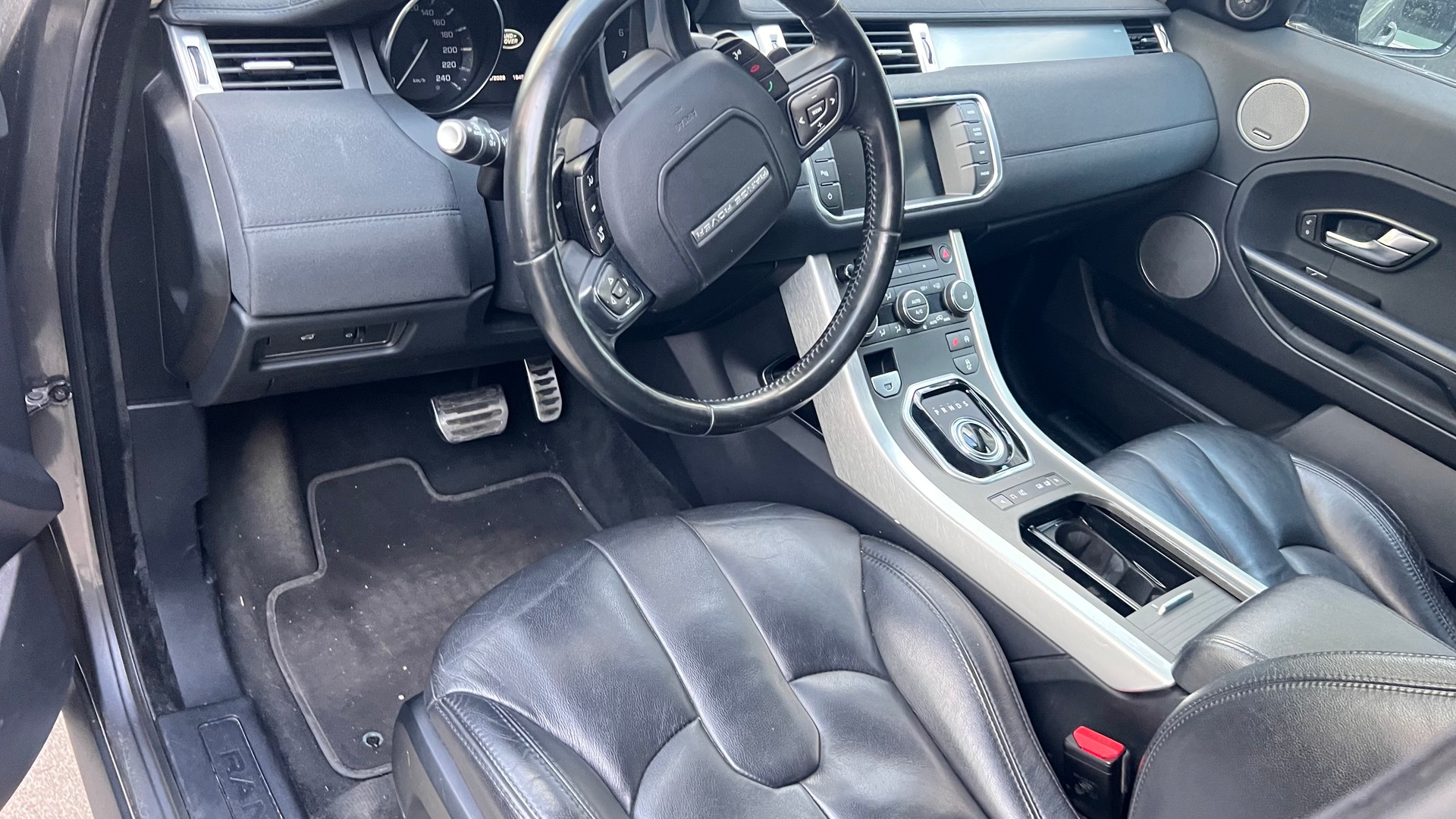 LAND ROVER Range Rover Evoque 2.0 Si4 Pure AT9-image-5