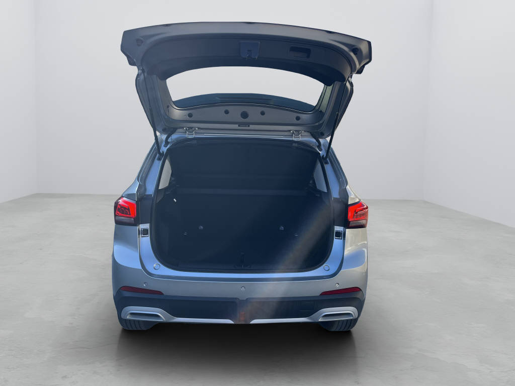 MG ZS 1.5 Hybrid+ Luxury-image-15