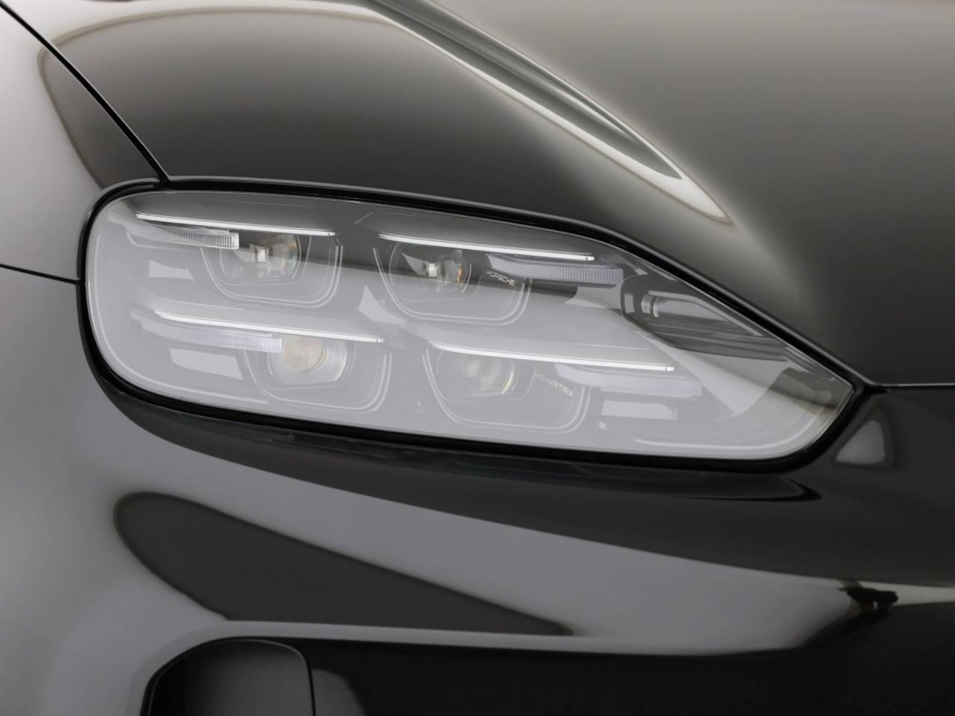 PORSCHE Cayenne Coupé Electric-image-7