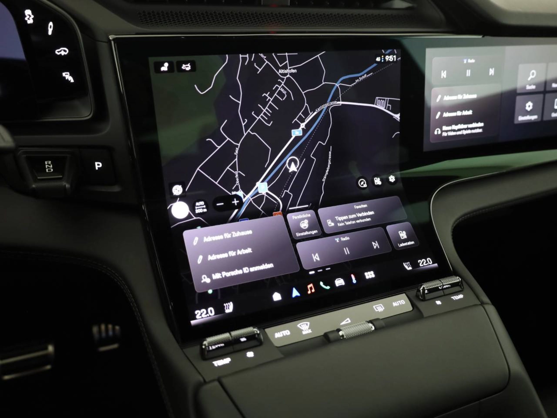 PORSCHE Cayenne Coupé Electric-image-11