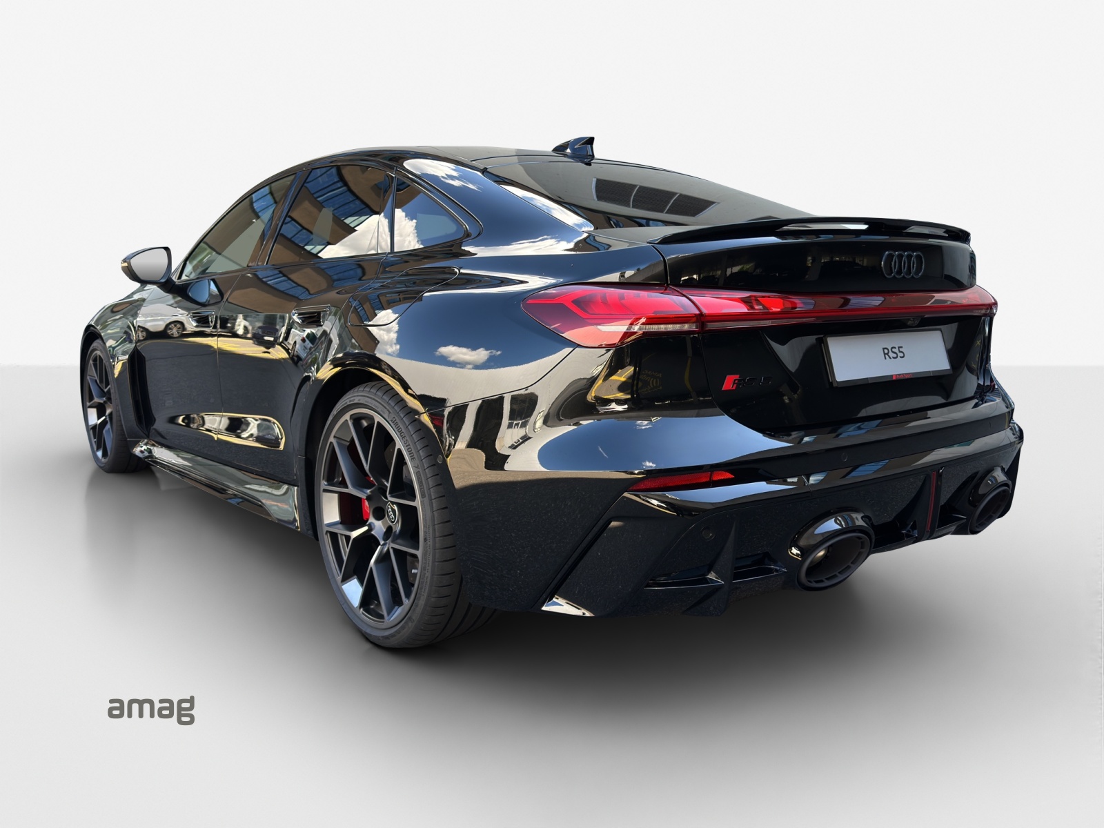 AUDI RS 5 Limousine TFSI 470 kW Tiptronic quattro-image-2
