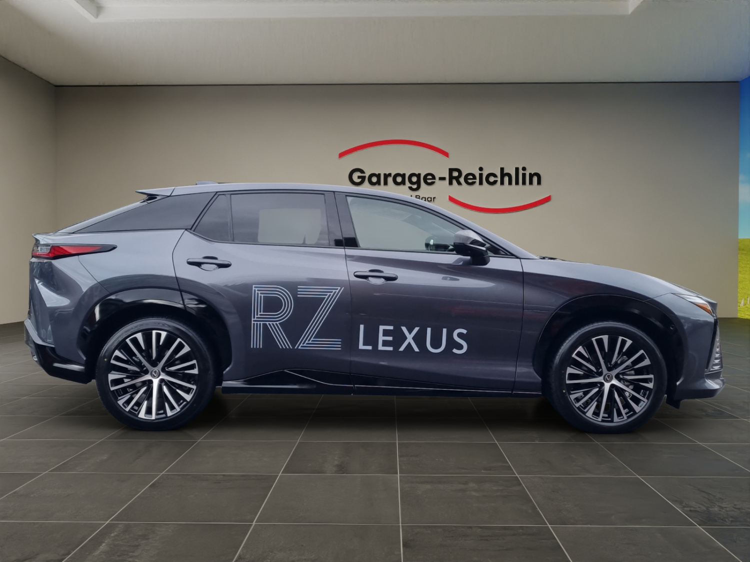 LEXUS RZ 500e Excellence-image-5