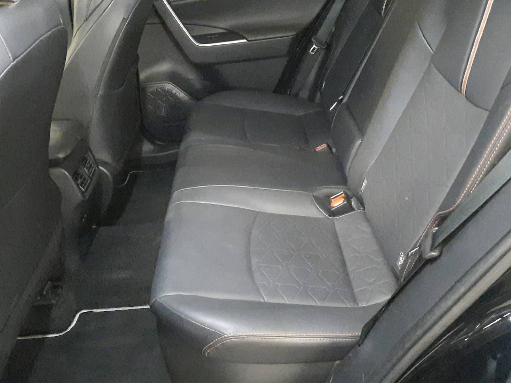 TOYOTA RAV-4 2.5 HEV Adventure-image-4